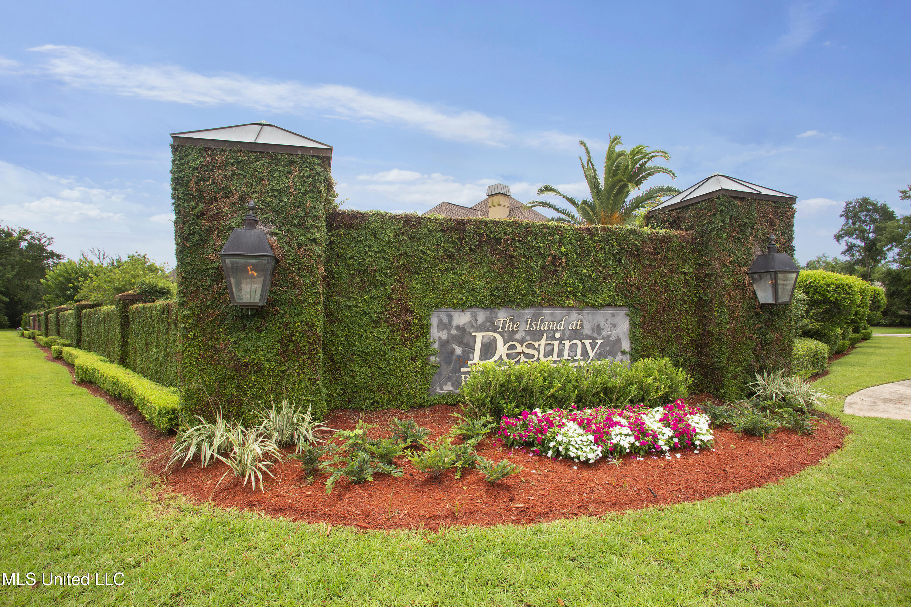 Destiny Plantation Boulevard Property Photo 2