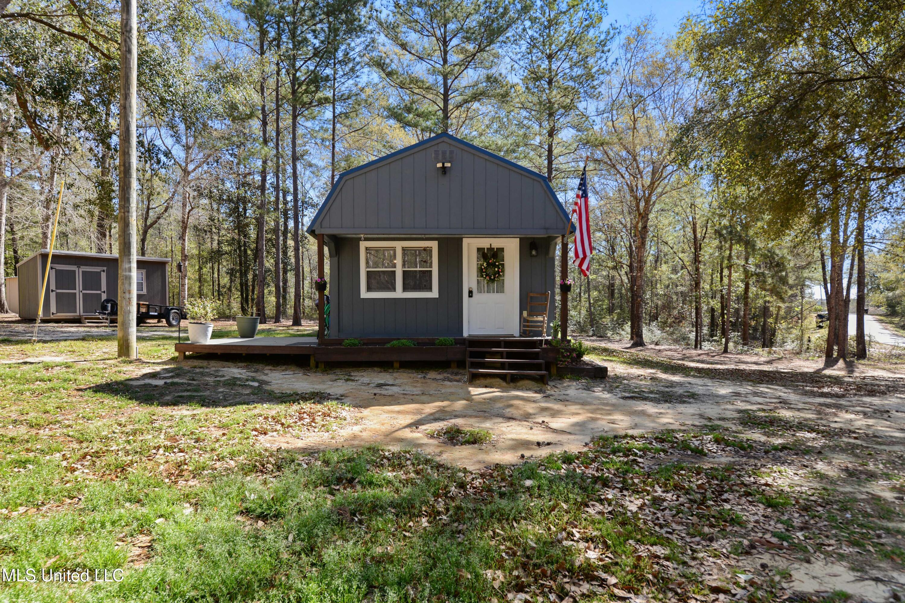 132 Nancy Lane Property Photo 2