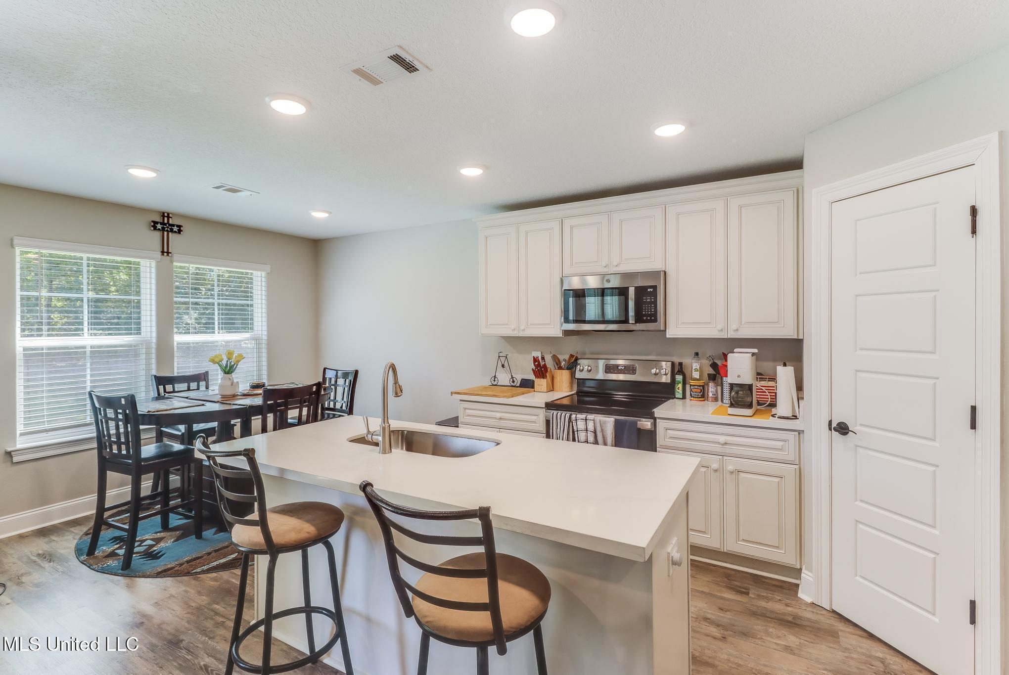 85042 Pohaku Drive Property Photo 9