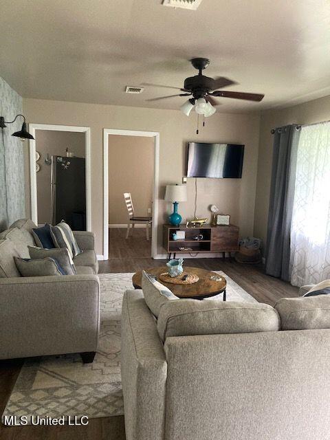 1159 E Old Pass Road Property Photo 6