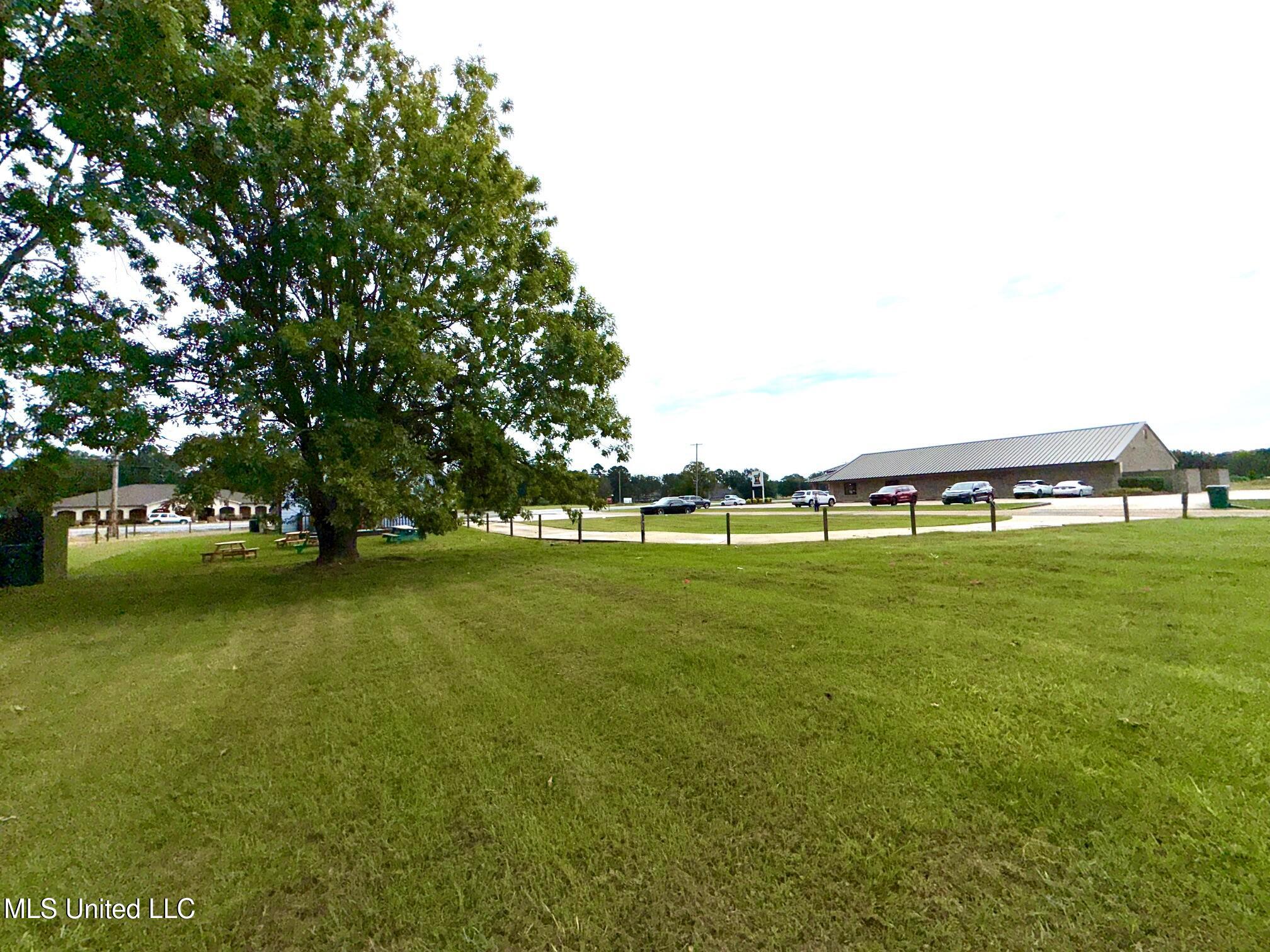 779 16 Highway Property Photo 12