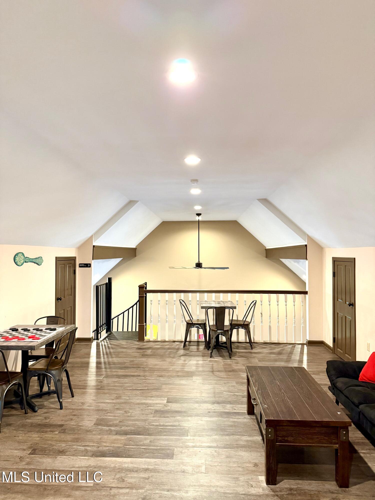 779 16 Highway Property Photo 24