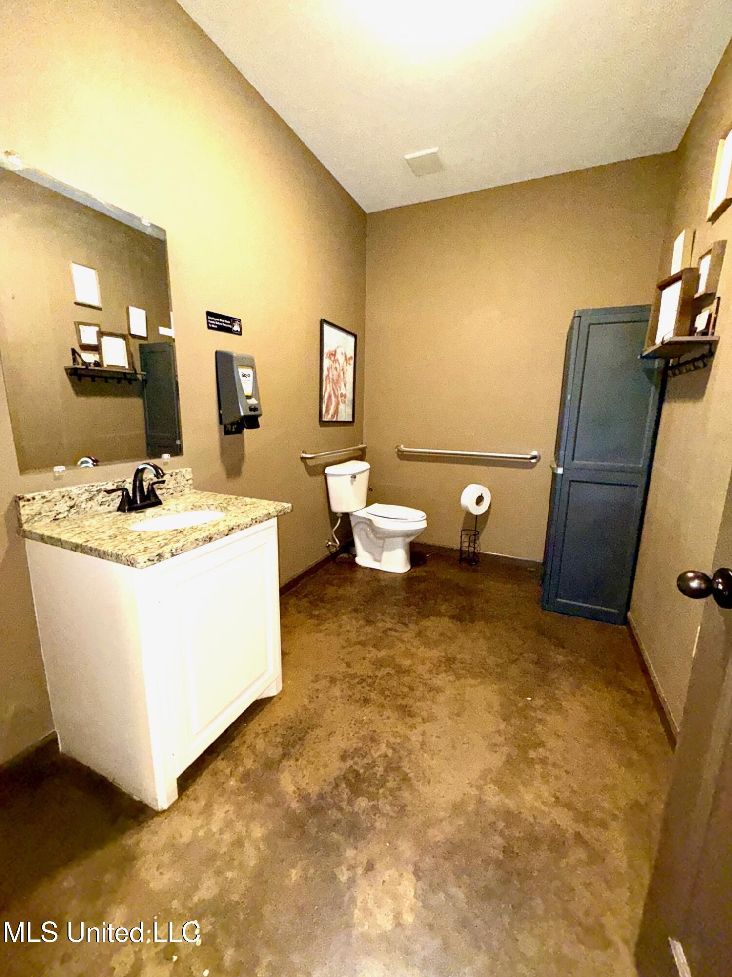 779 16 Highway Property Photo 31