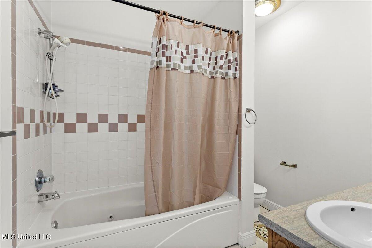 134 Ocean Wave Avenue Property Photo 31