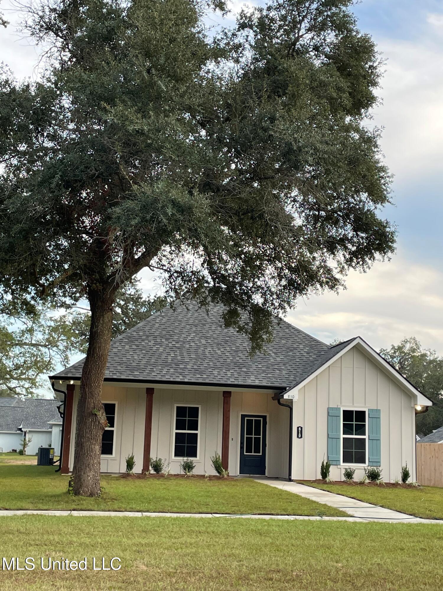 810 Old Spanish Trail Property Photo 1