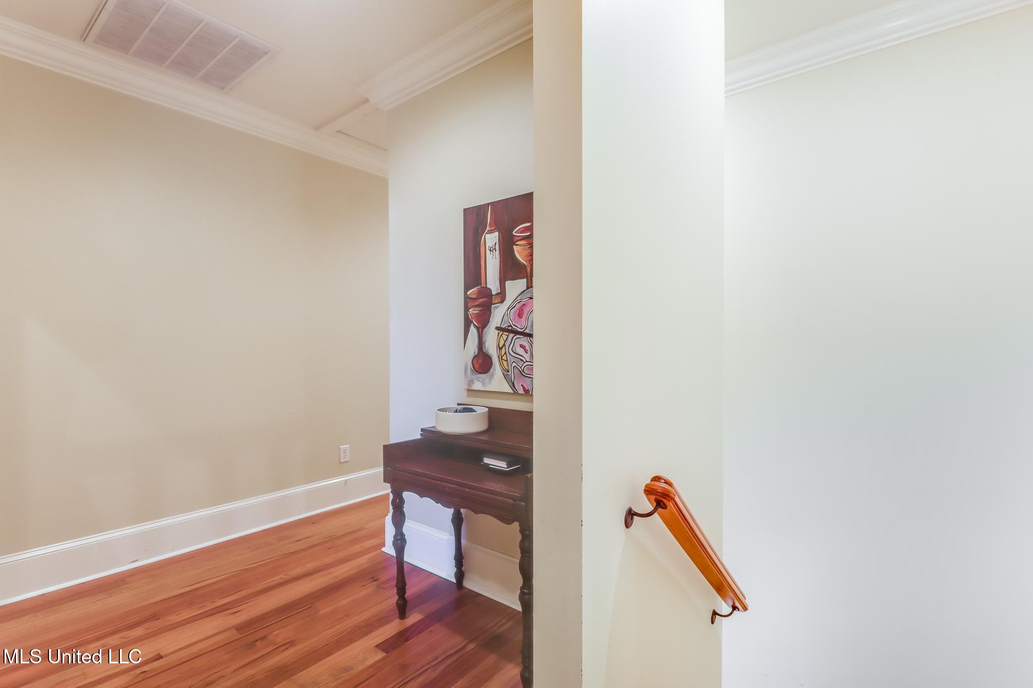 726 Wiggins Circle Property Photo 27
