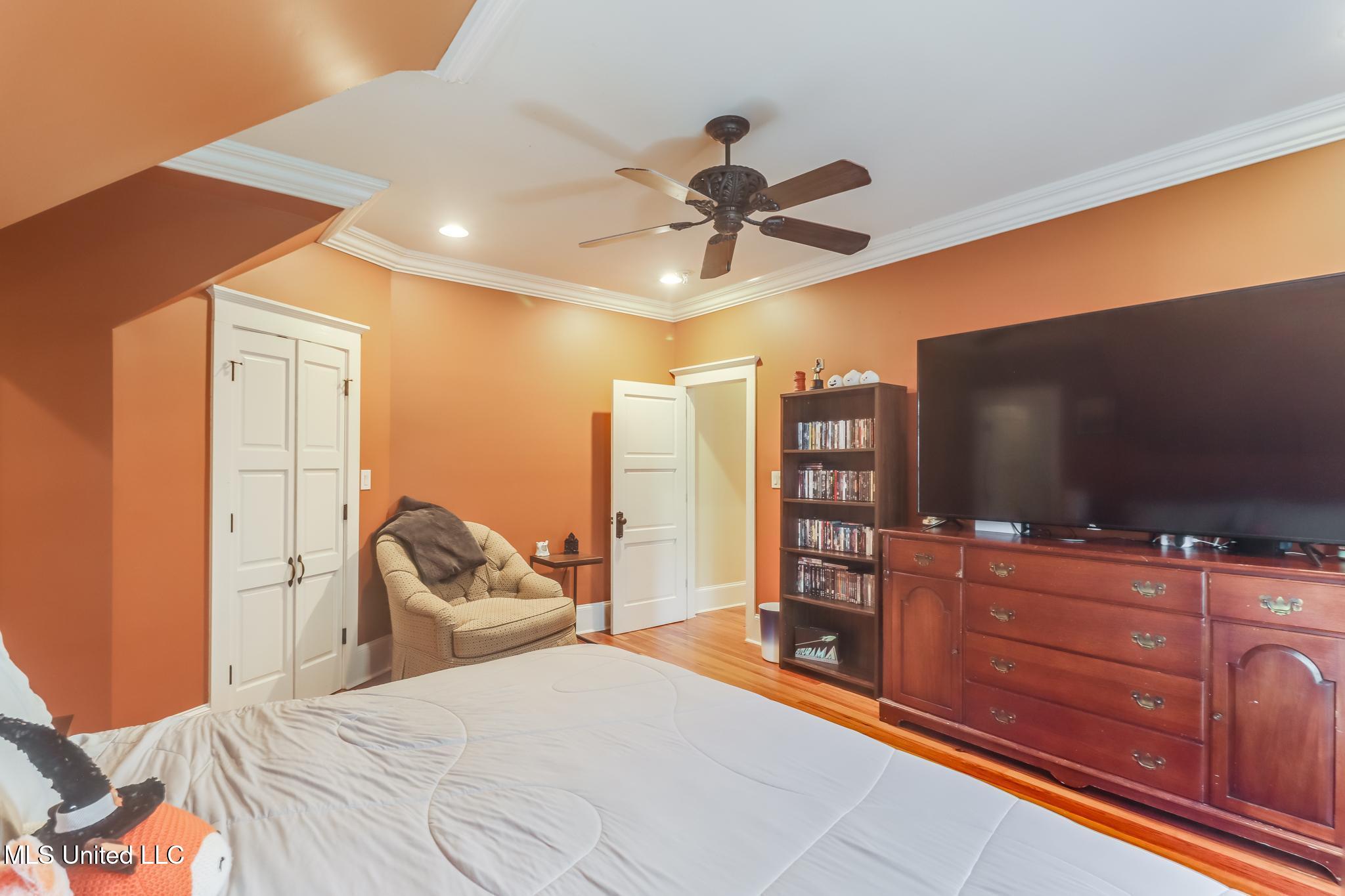 726 Wiggins Circle Property Photo 32