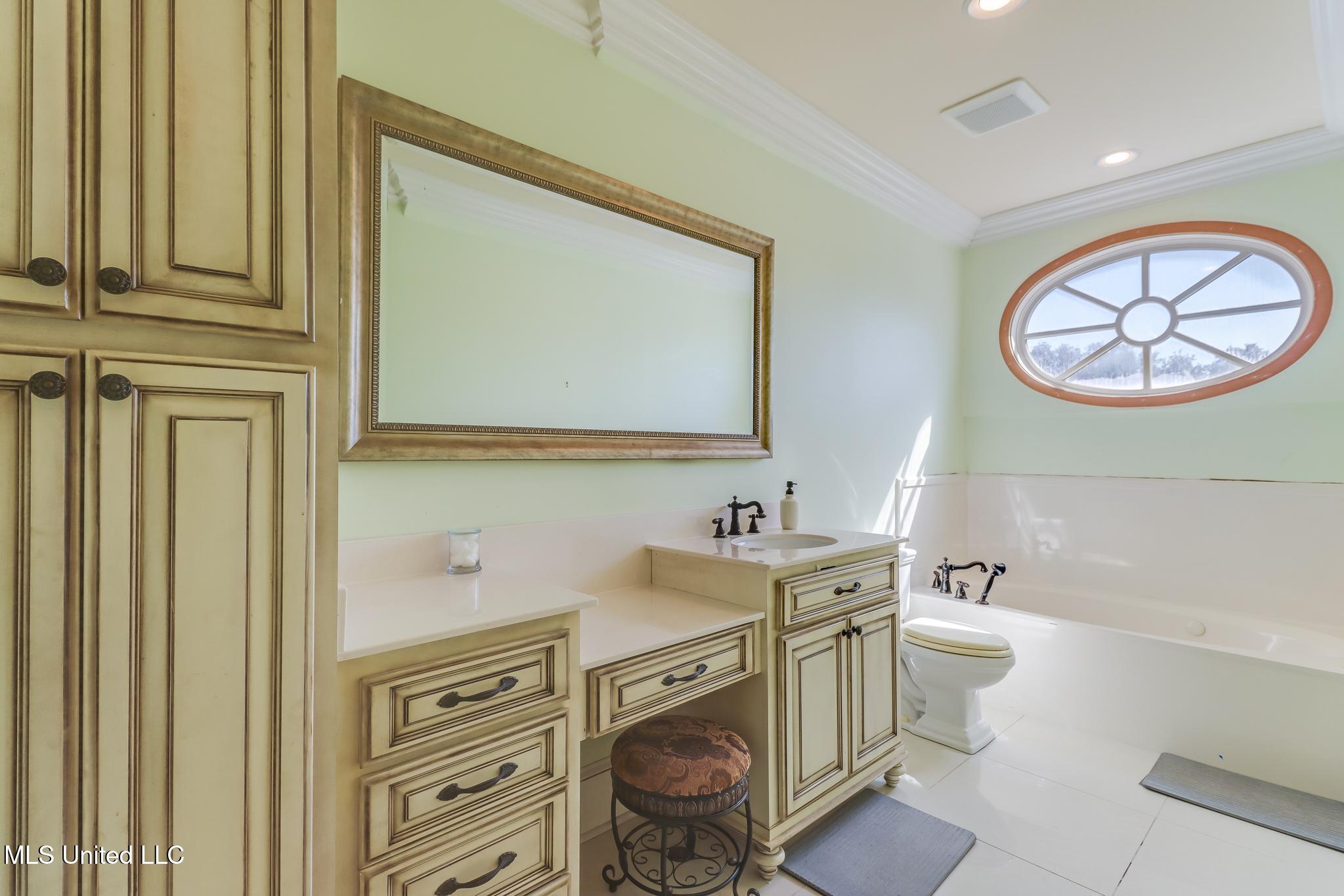 726 Wiggins Circle Property Photo 37