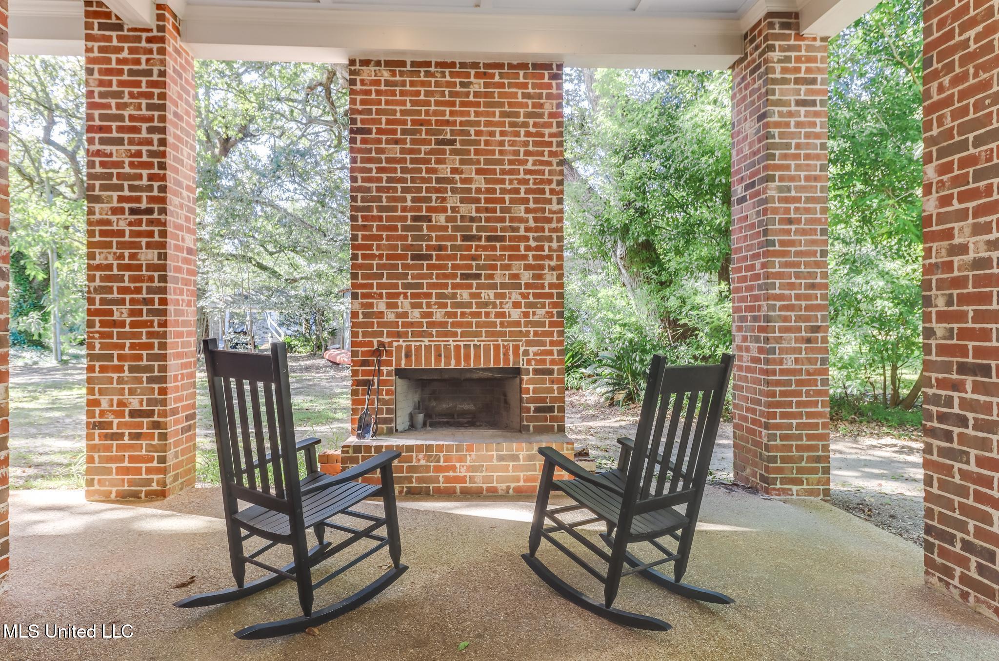 726 Wiggins Circle Property Photo 40