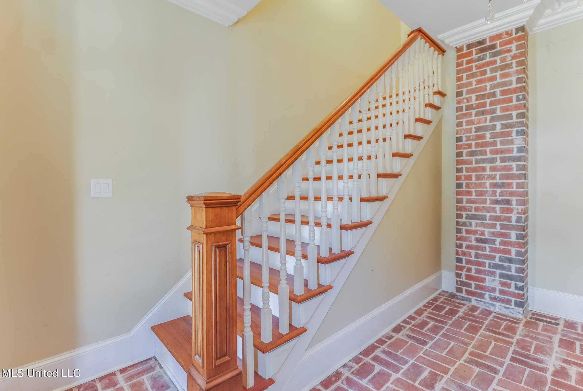 726 Wiggins Circle Property Photo 42