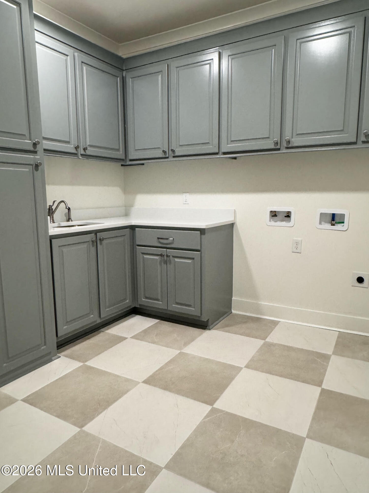 114 Grayson Way Property Photo 10