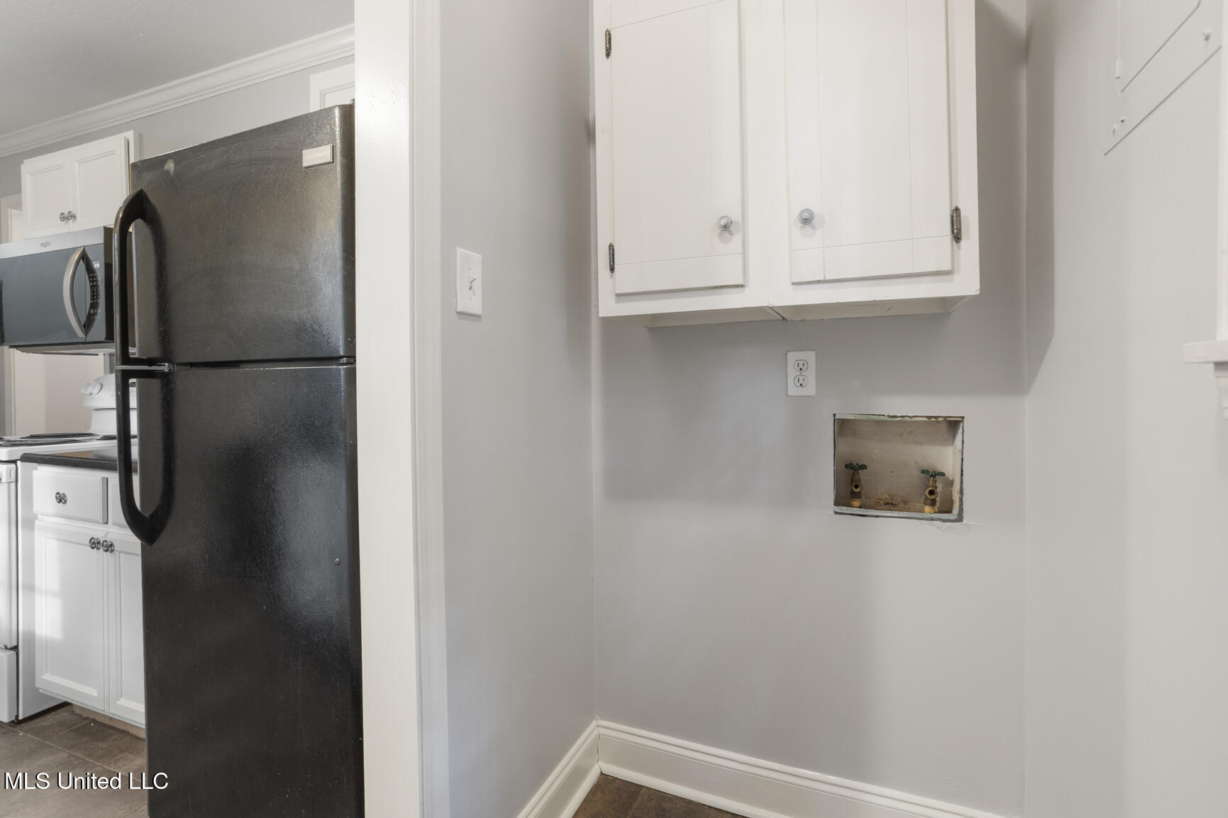 1233 Linden Place Property Photo 11