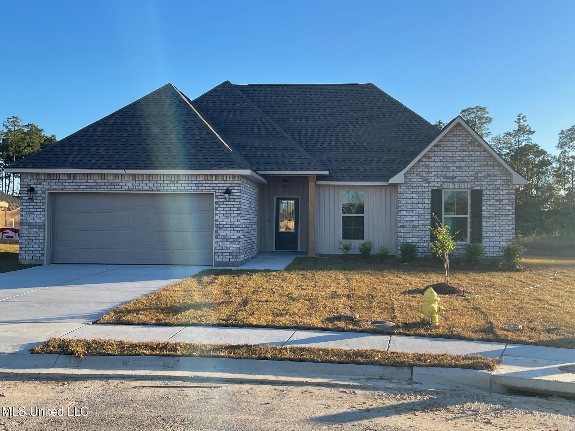 6 Wood Cove Property Photo 1