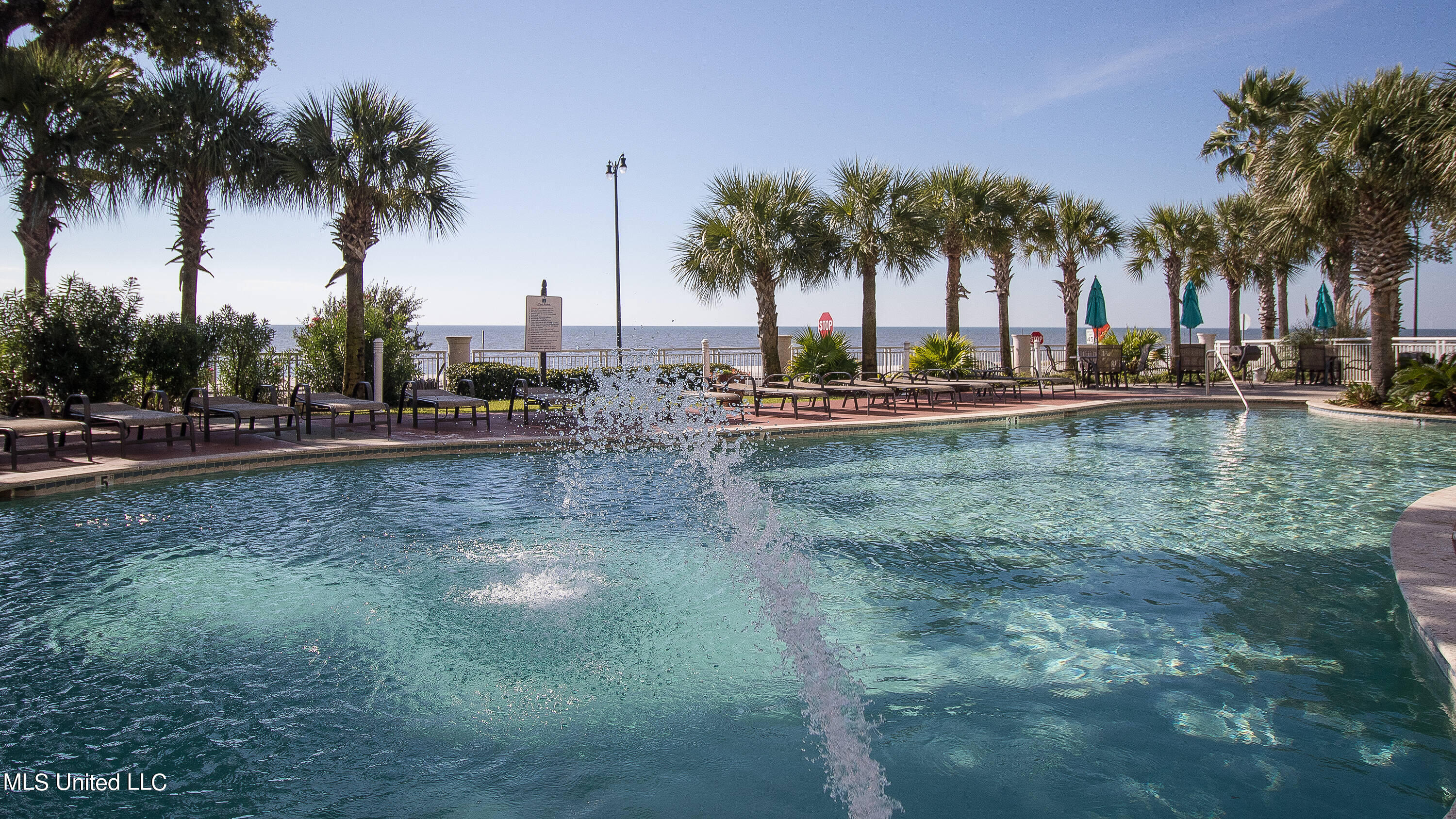 2228 Beach Drive Property Photo 2