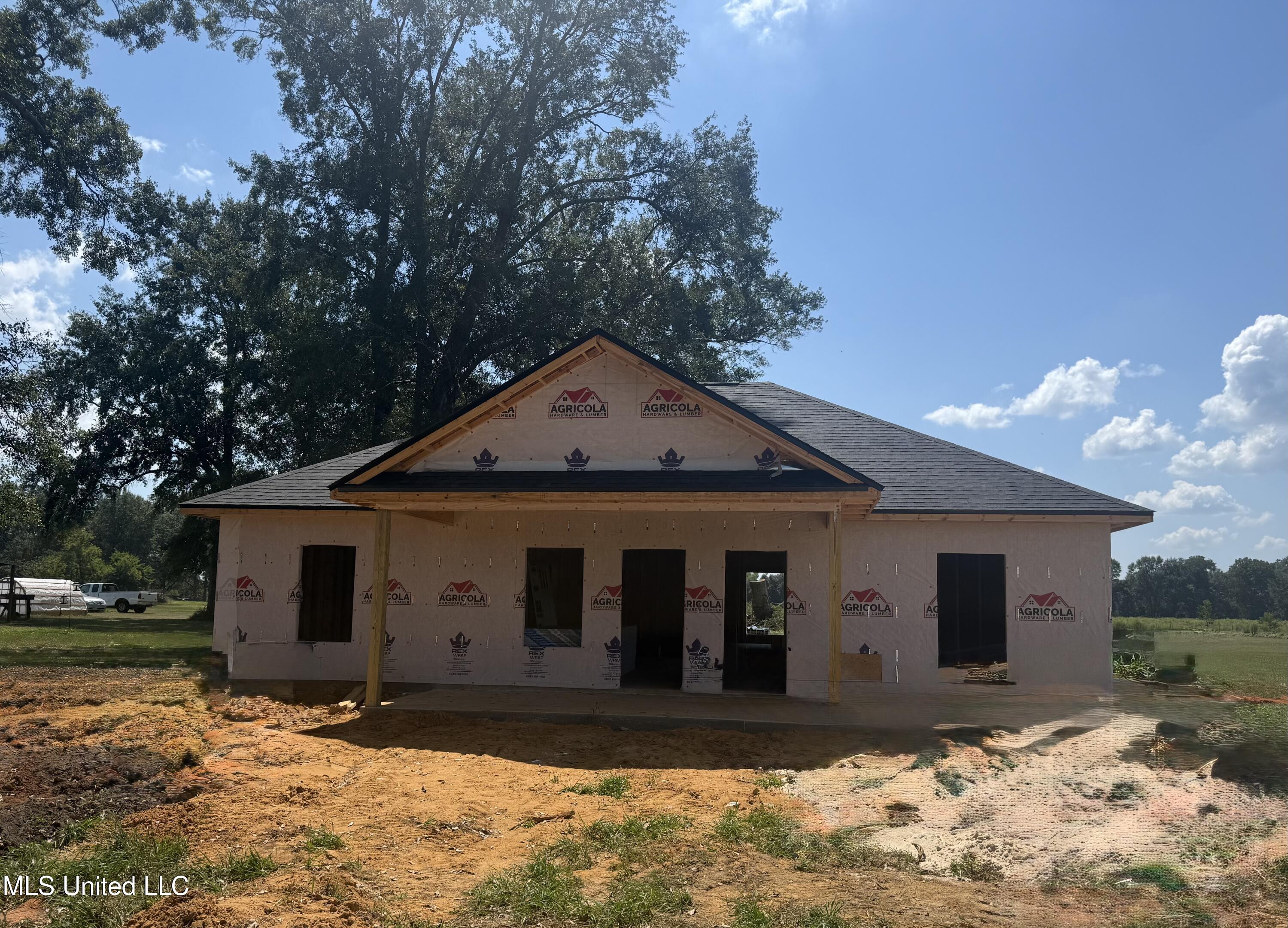 3163 Tannertown Road Property Photo 1