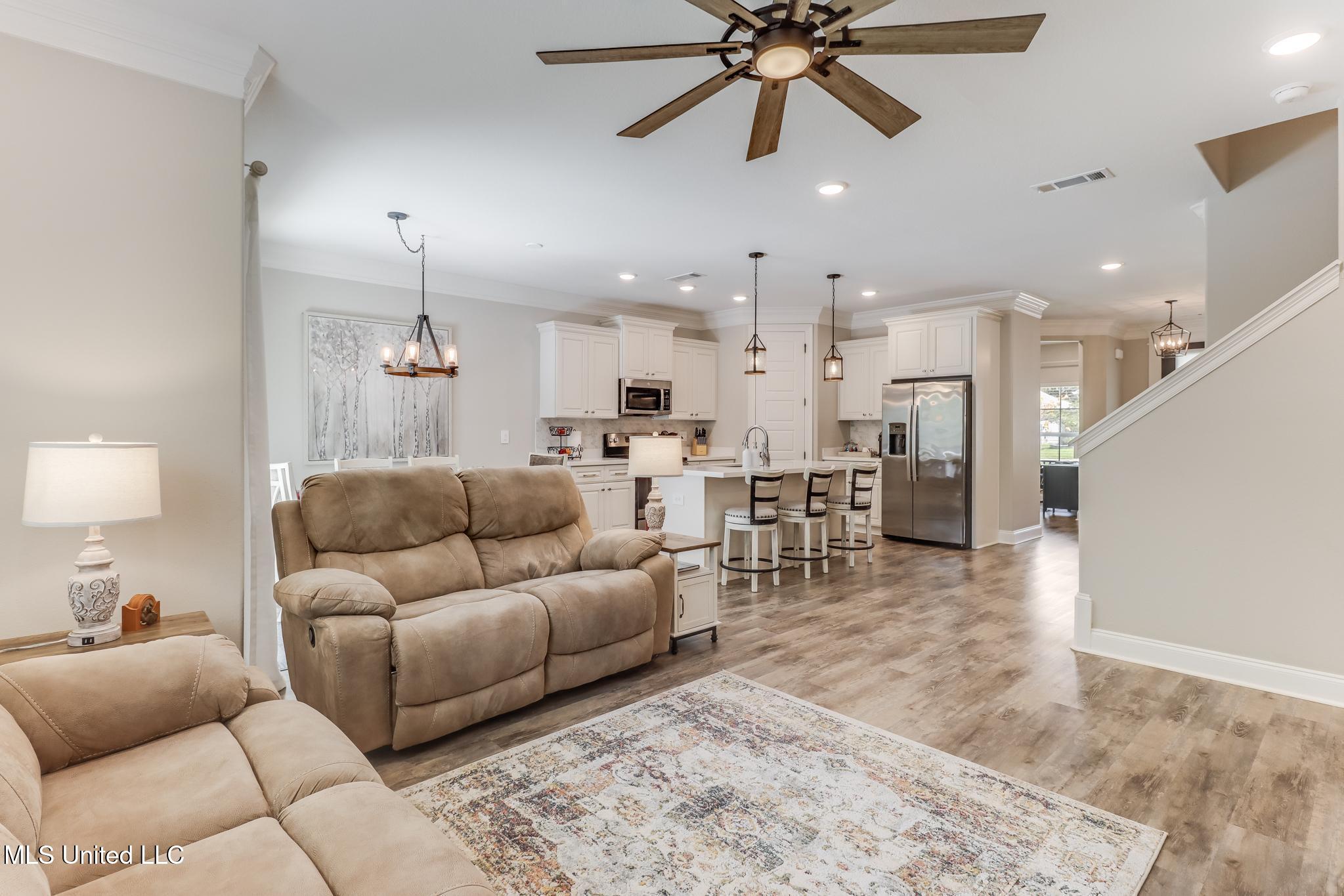85010 Diamondhead Lakes Boulevard Property Photo 10