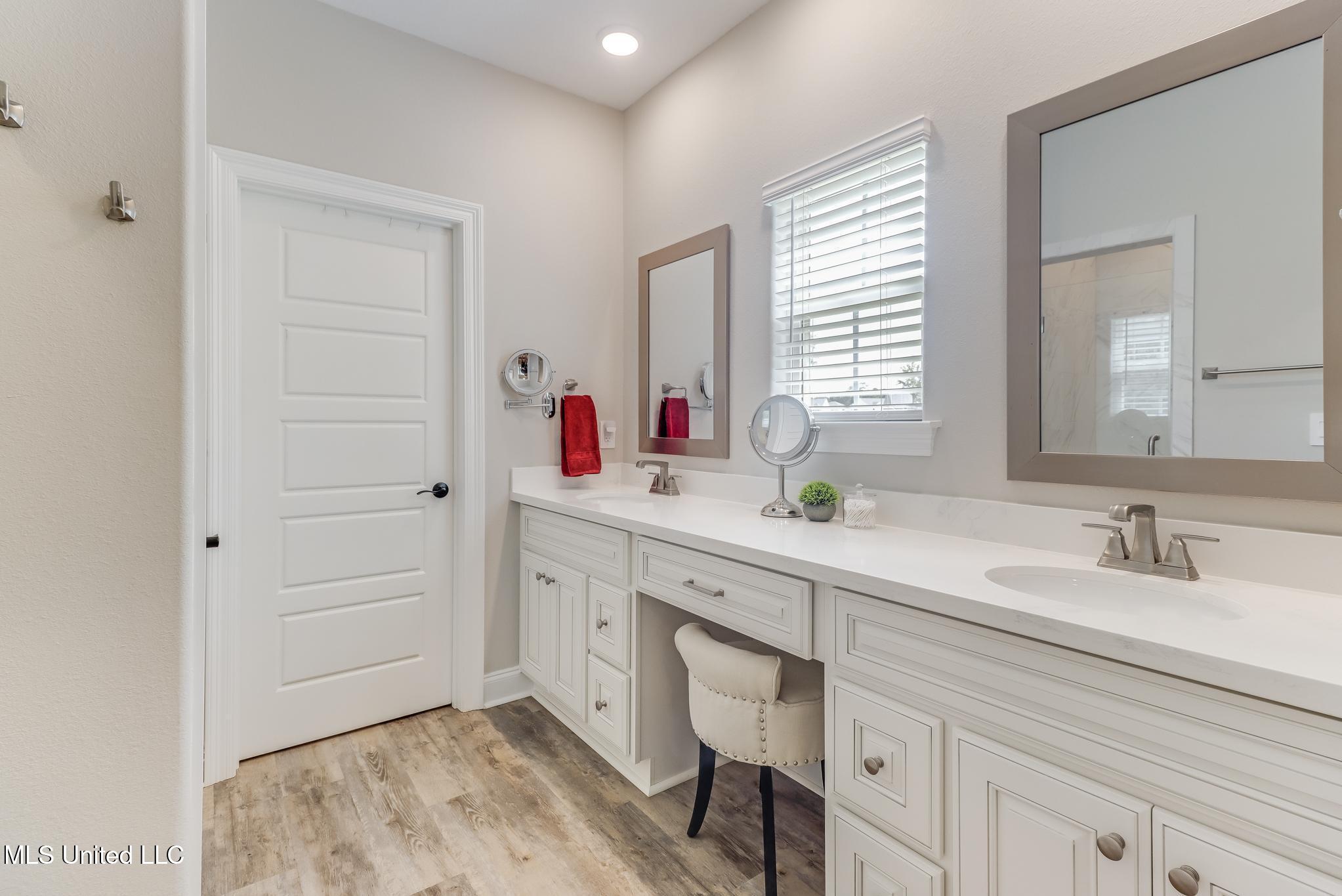85010 Diamondhead Lakes Boulevard Property Photo 17