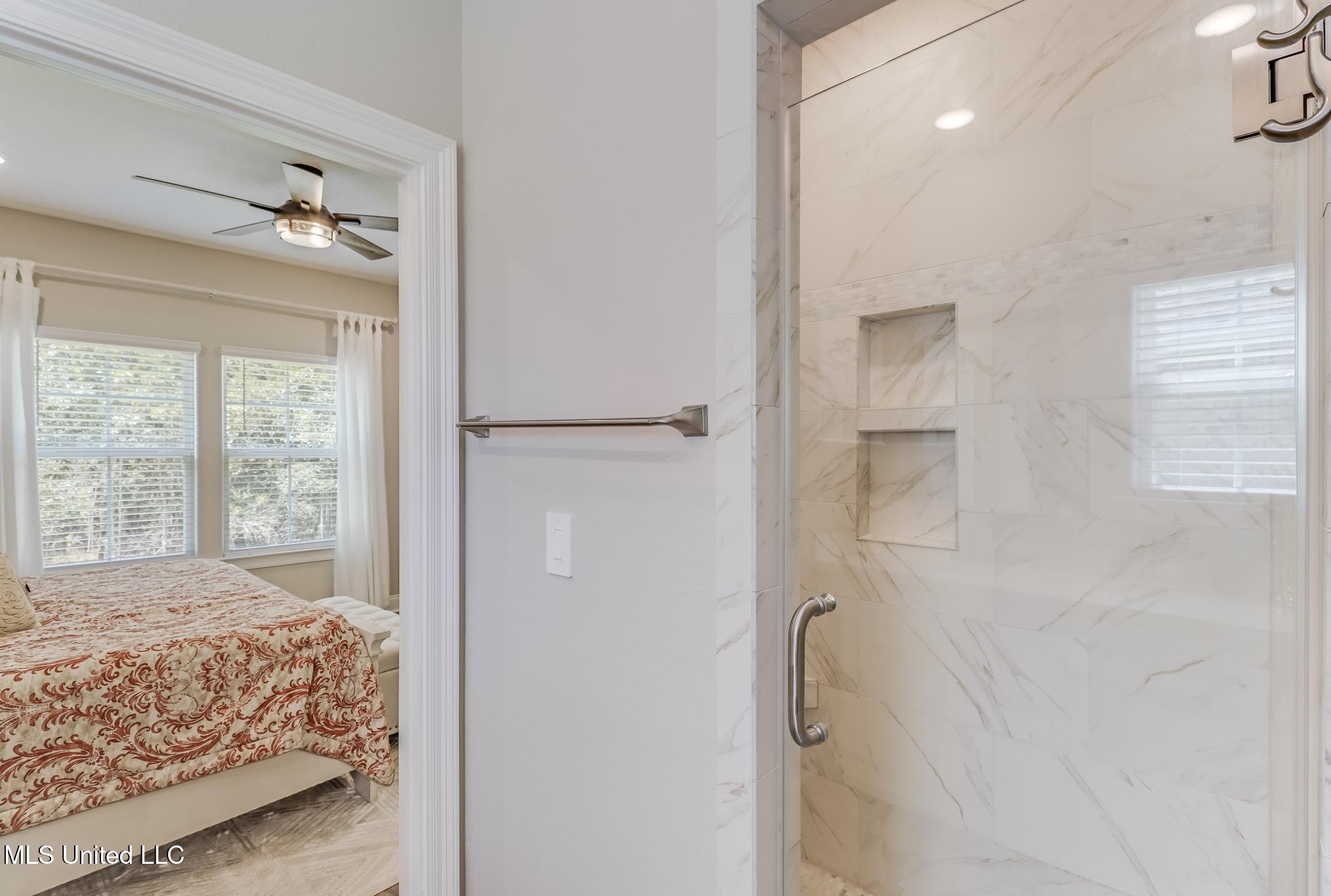 85010 Diamondhead Lakes Boulevard Property Photo 18