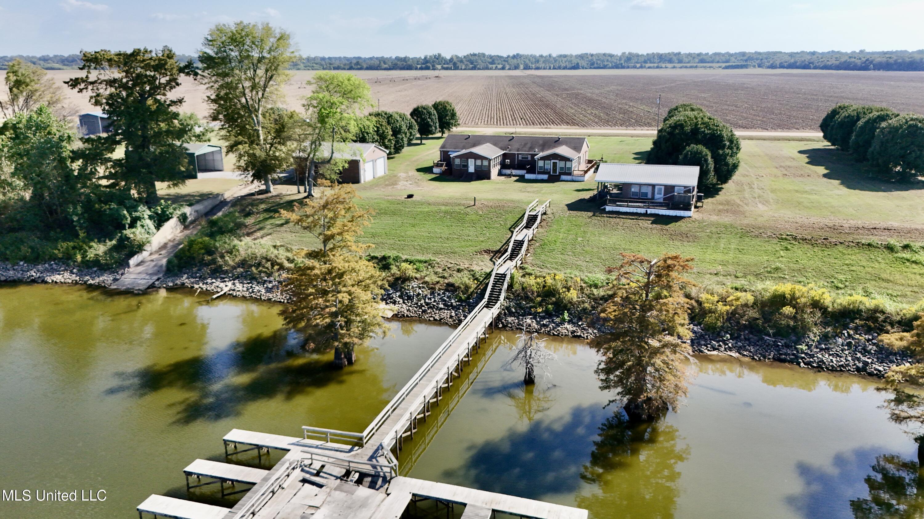2138 Eagle Lake Shore Road Property Photo 44