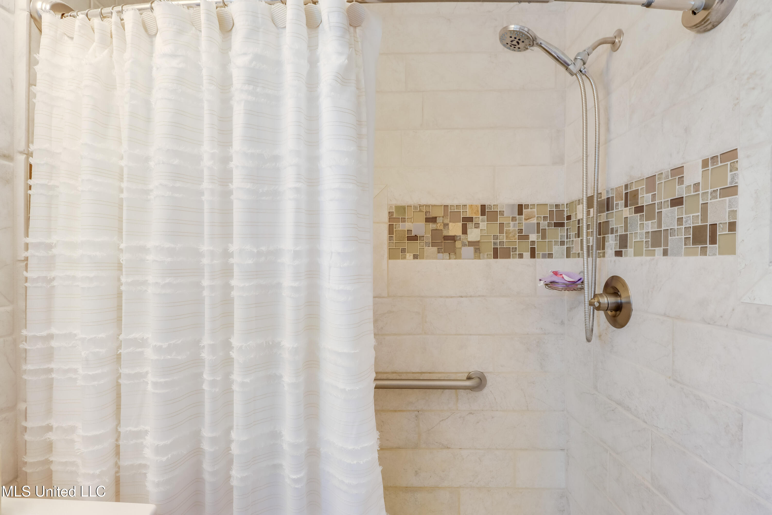 251 Santini Street Property Photo 10