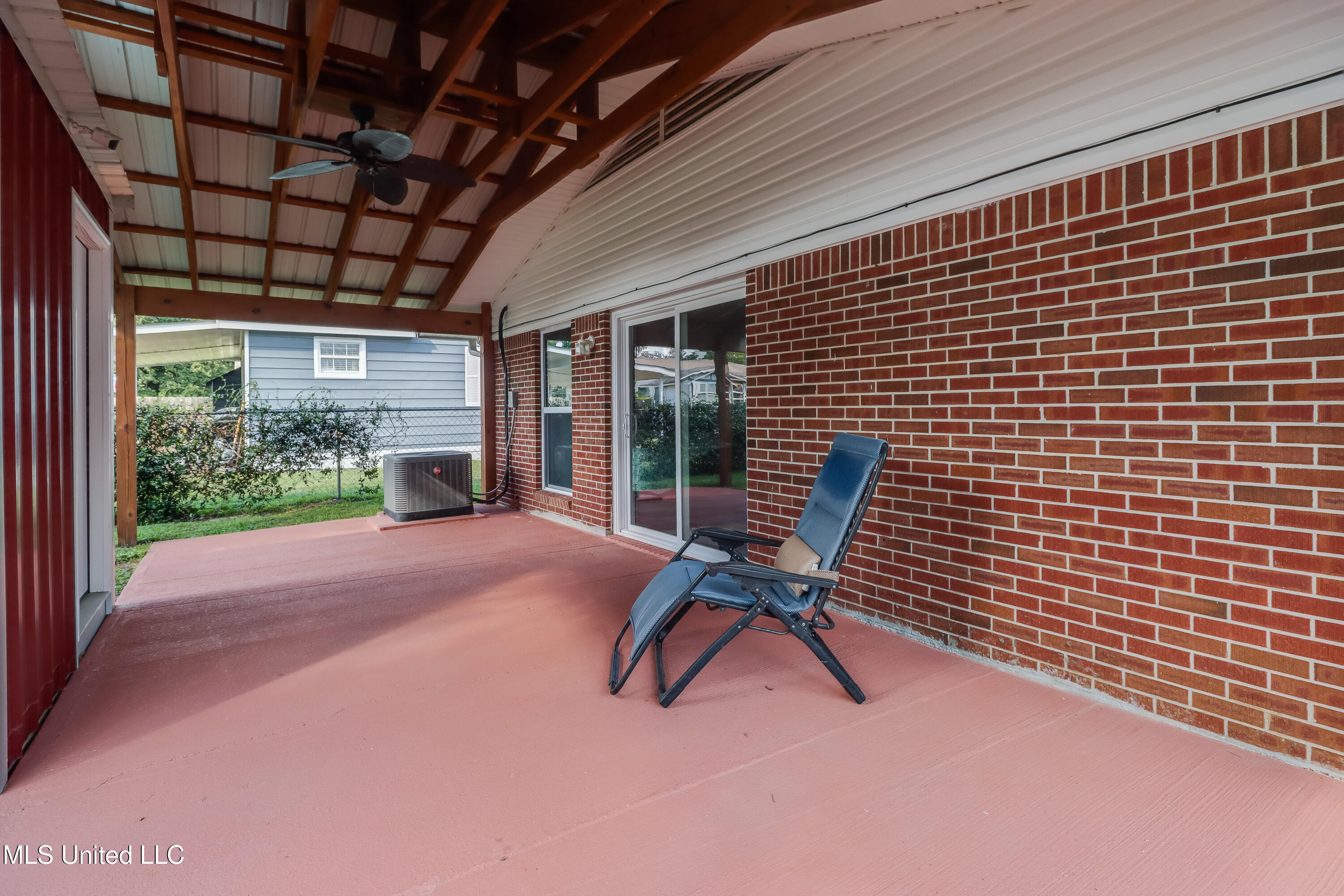 251 Santini Street Property Photo 18