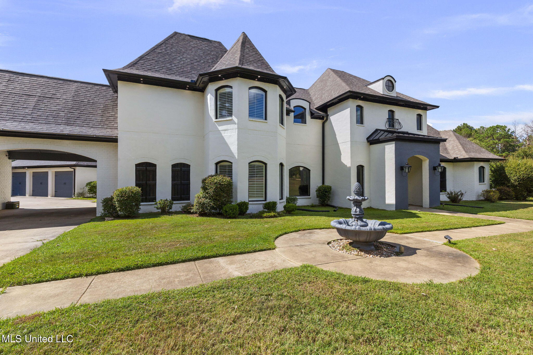 131 Lakeshire Parkway Property Photo 16