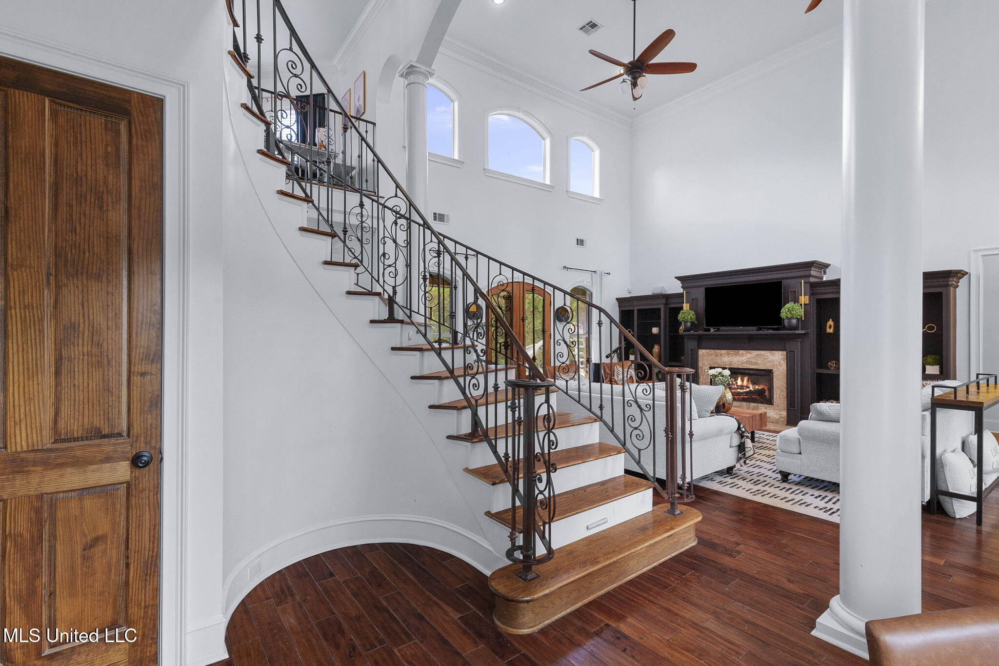 131 Lakeshire Parkway Property Photo 29