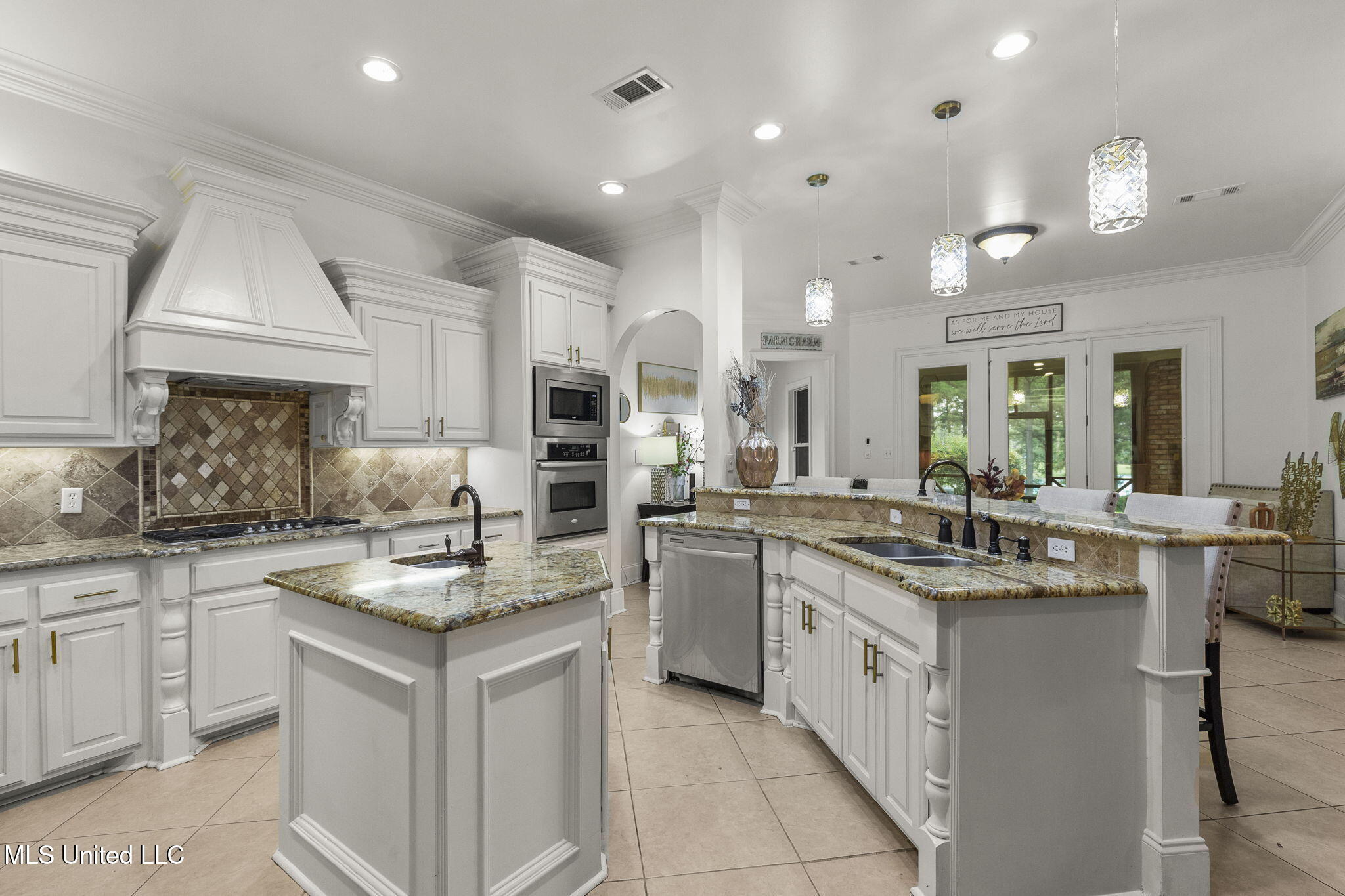 131 Lakeshire Parkway Property Photo 39