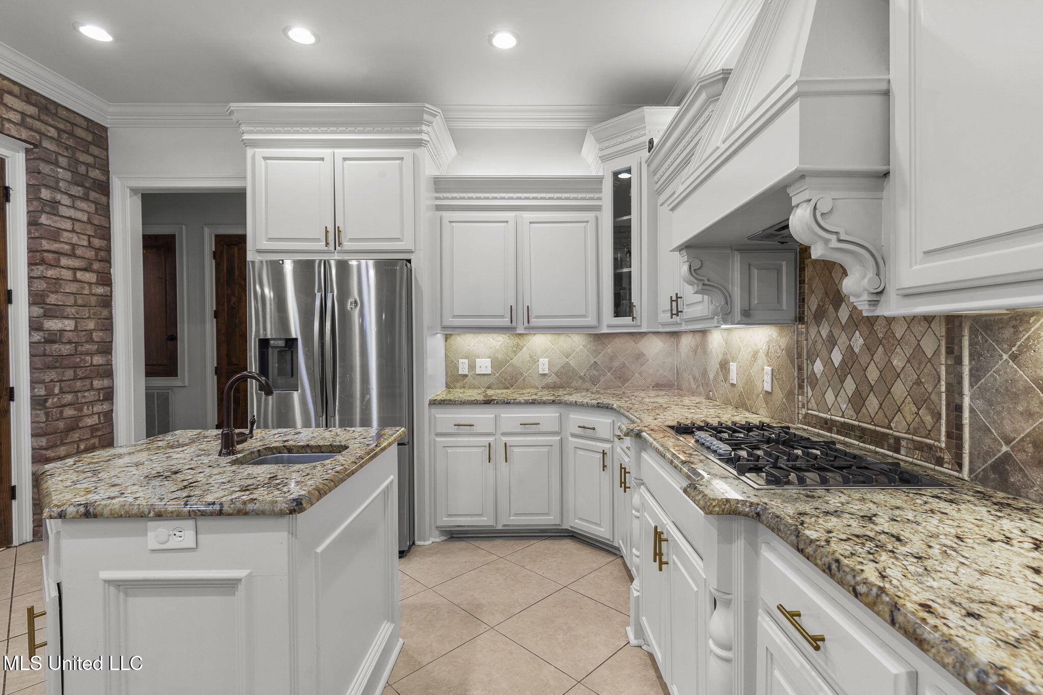 131 Lakeshire Parkway Property Photo 43