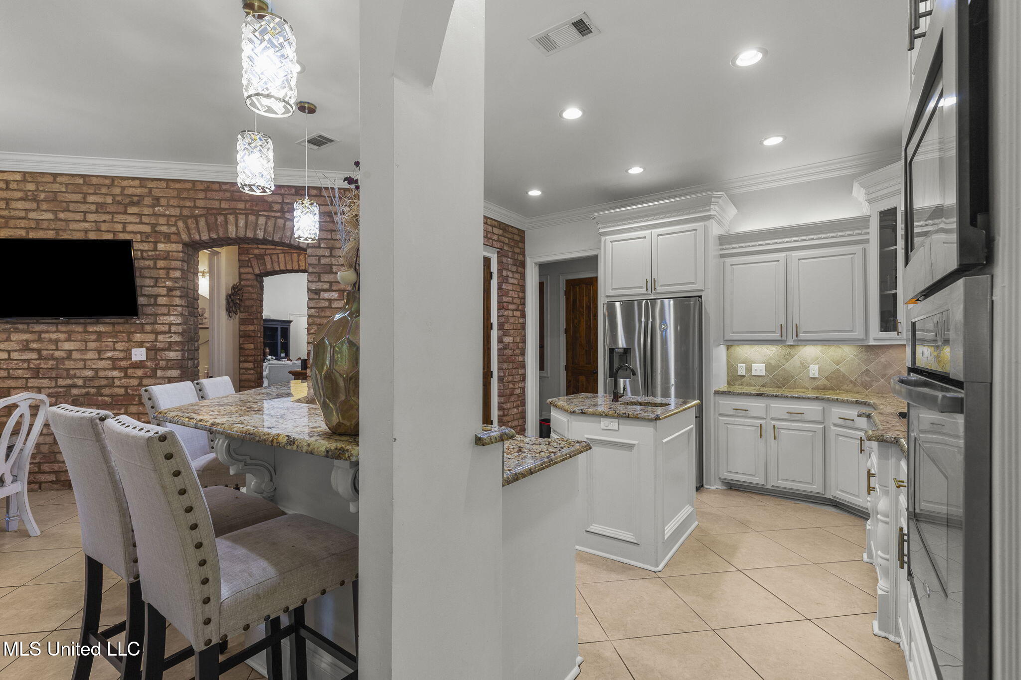 131 Lakeshire Parkway Property Photo 45