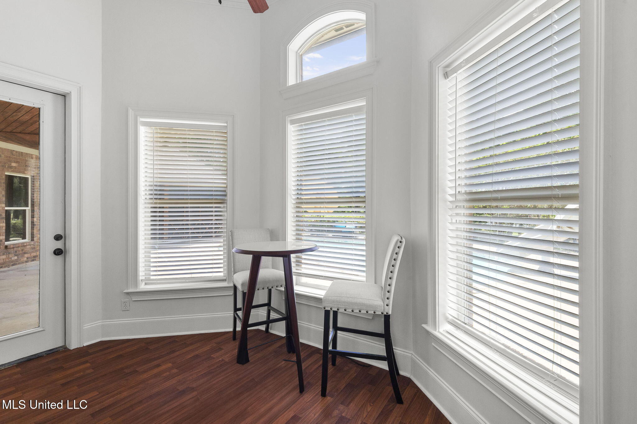 131 Lakeshire Parkway Property Photo 77