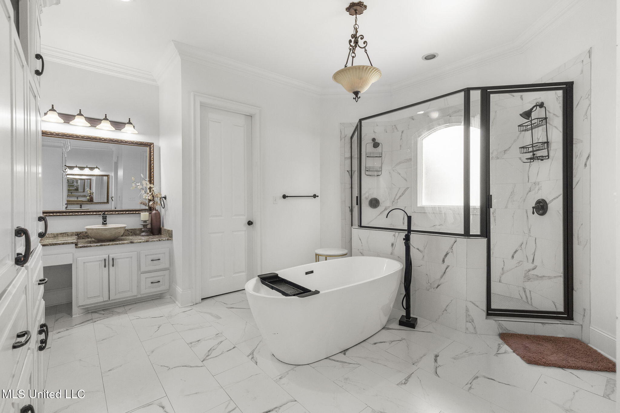 131 Lakeshire Parkway Property Photo 79