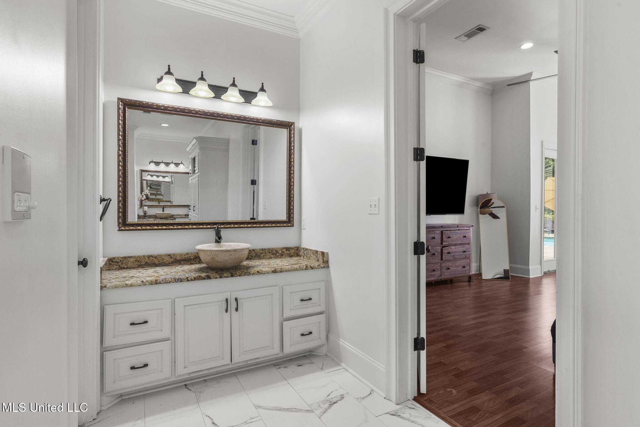 131 Lakeshire Parkway Property Photo 83