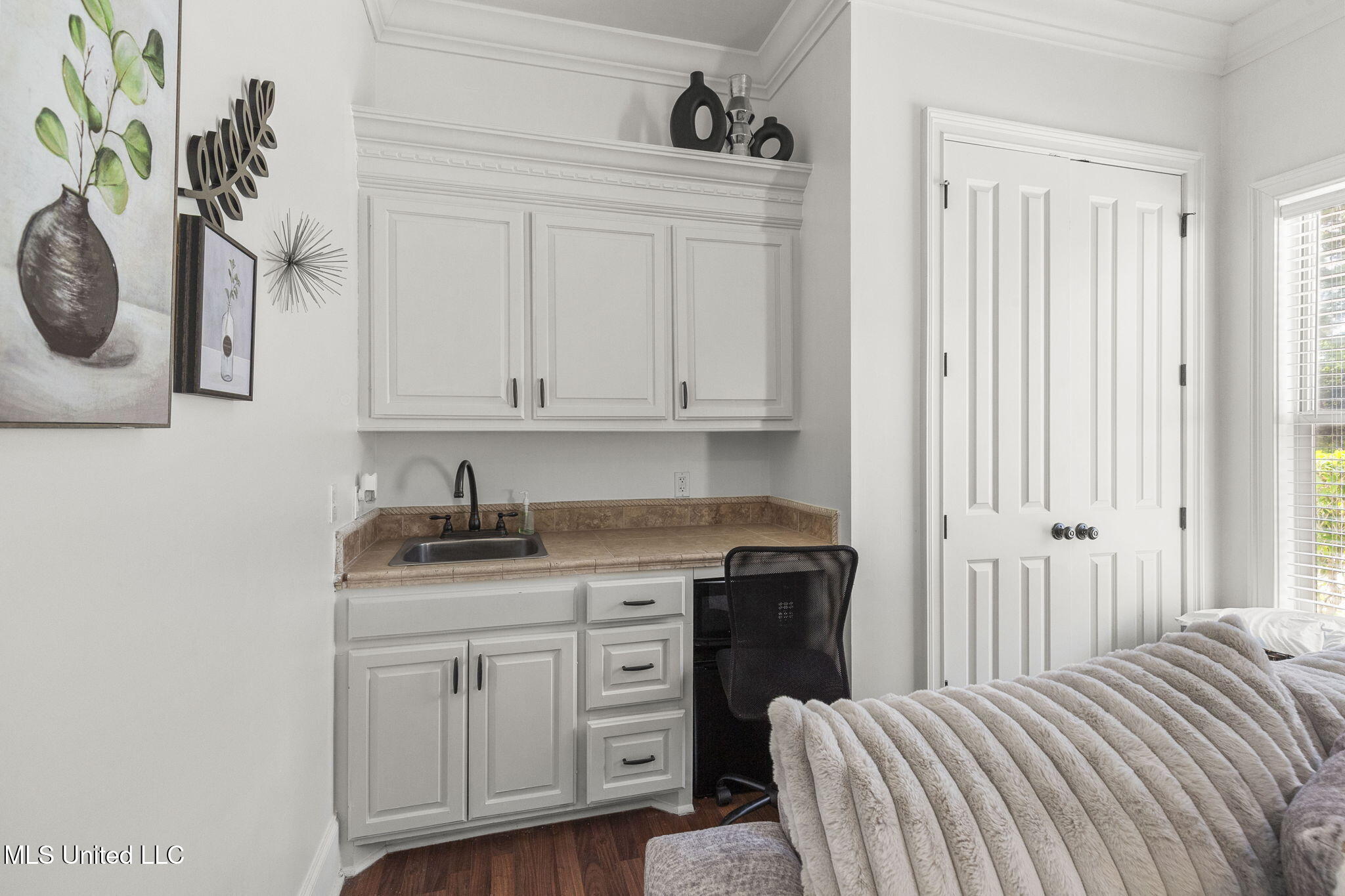 131 Lakeshire Parkway Property Photo 96