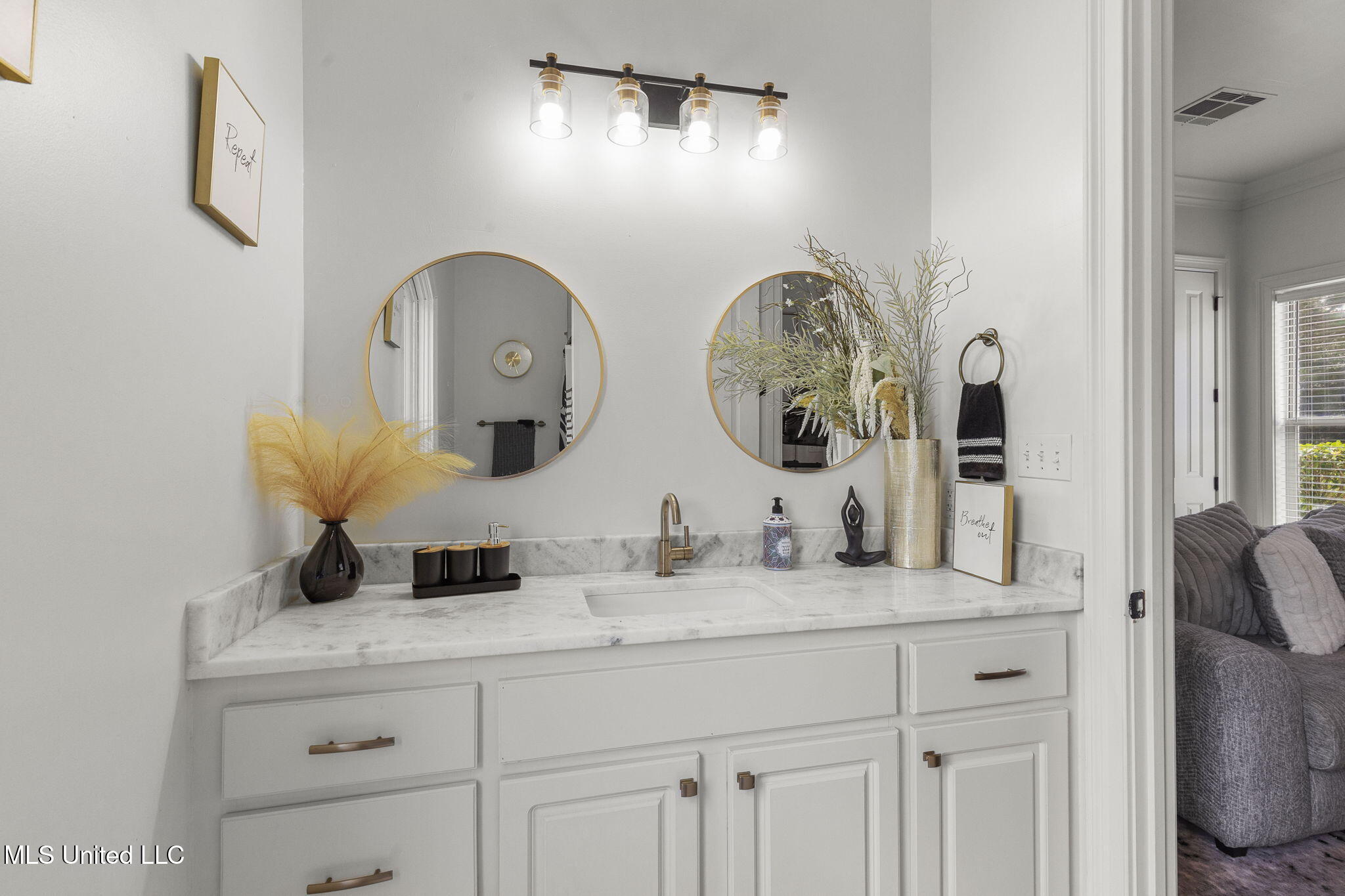 131 Lakeshire Parkway Property Photo 98