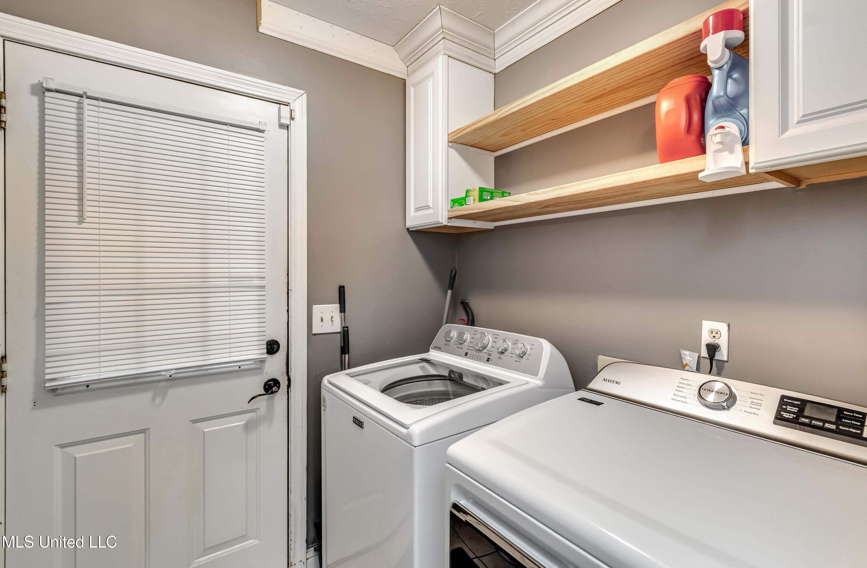 2720 N Sycamore Cove Property Photo 19