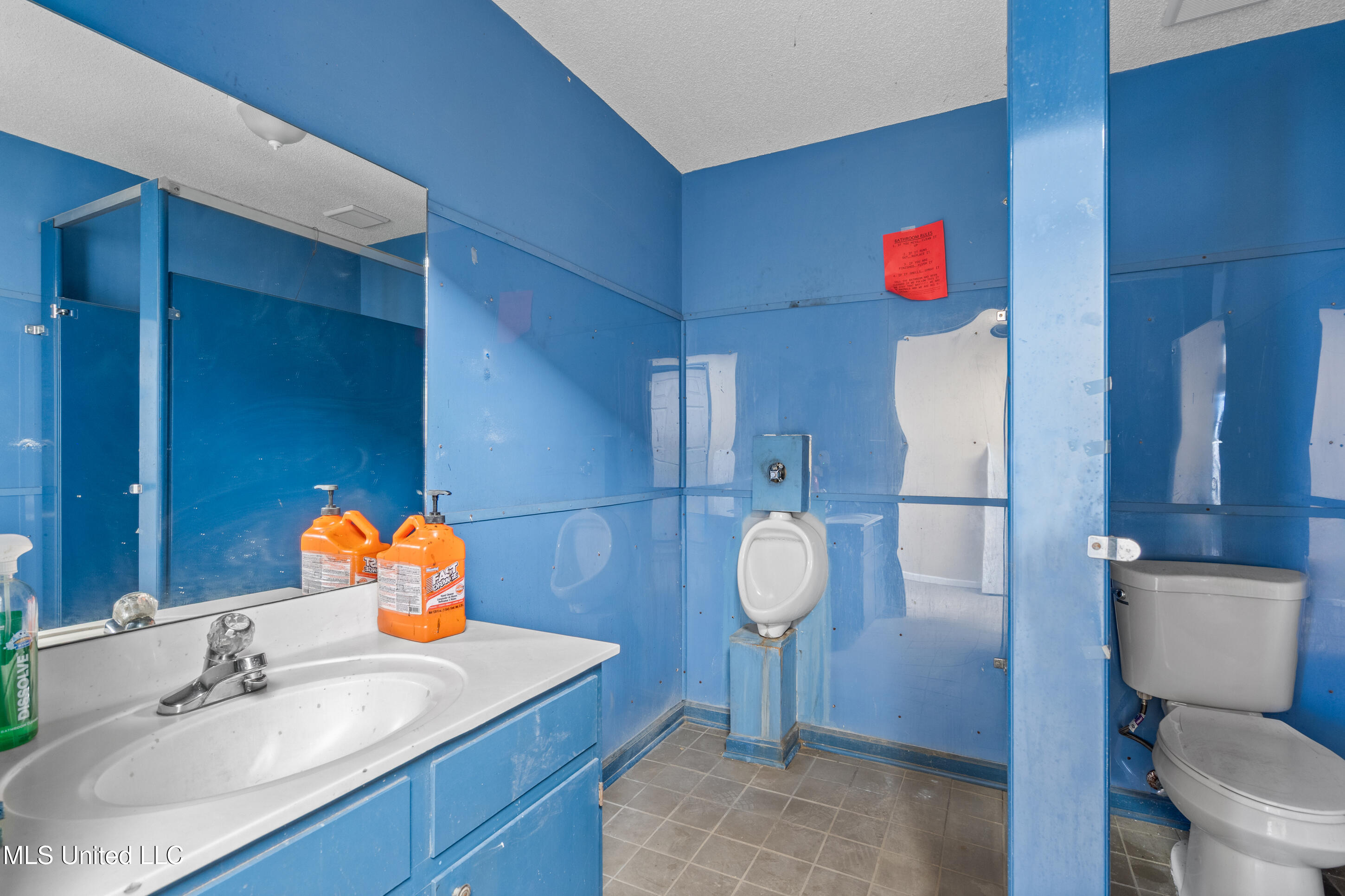 8432&8438 Highway 51 N Property Photo 10