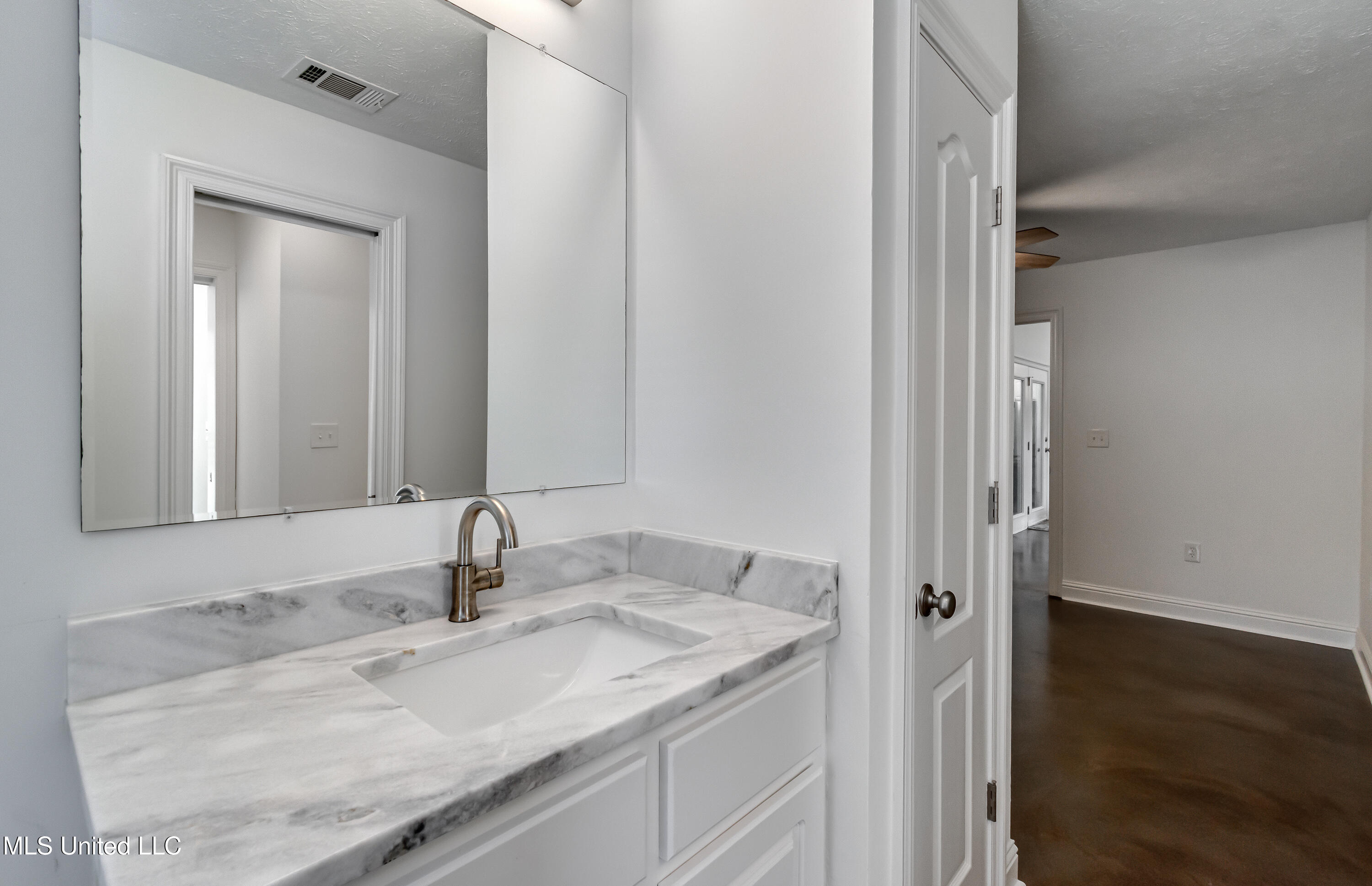 418 Barksdale Road Property Photo 32