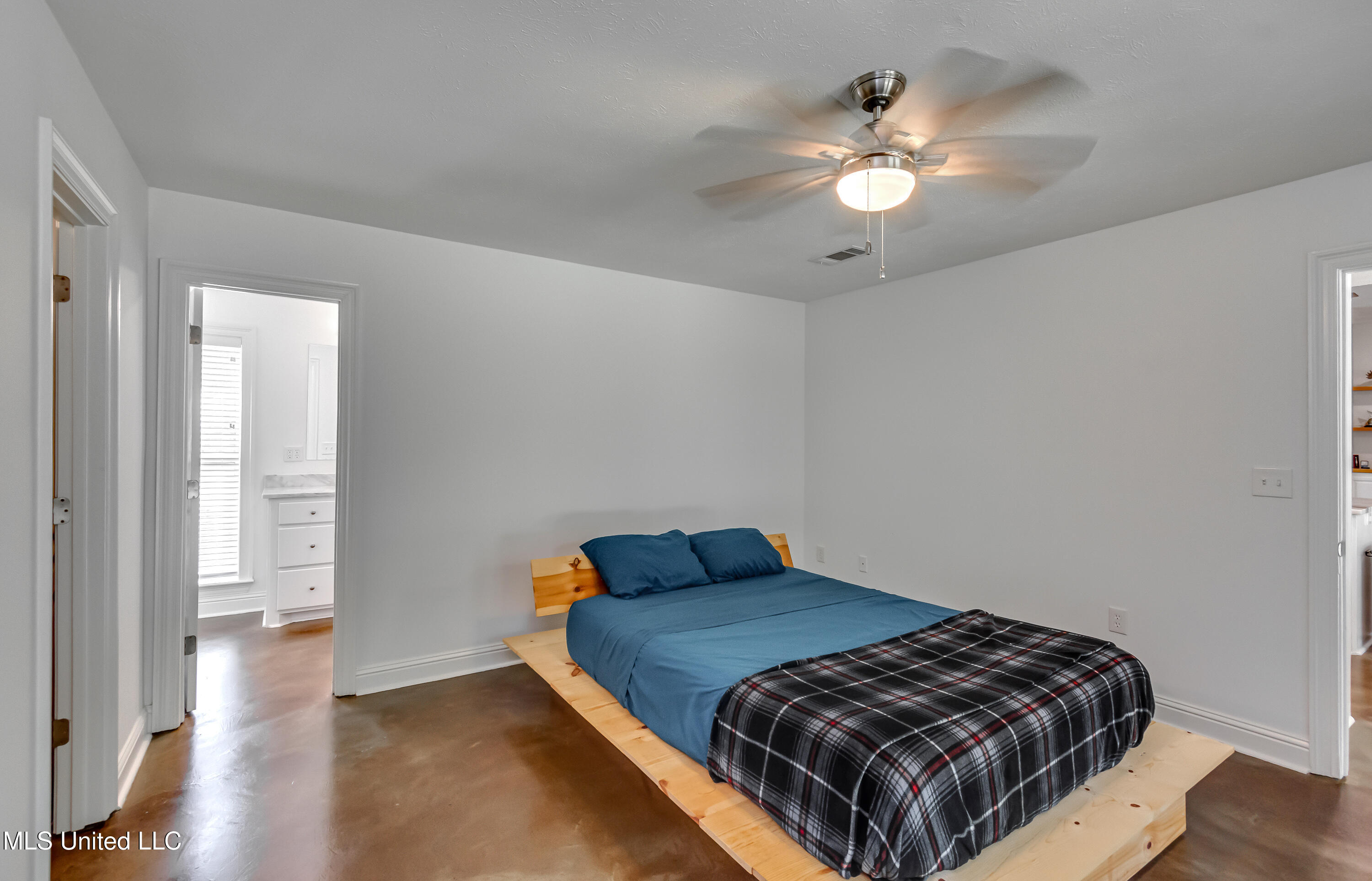 418 Barksdale Road Property Photo 39