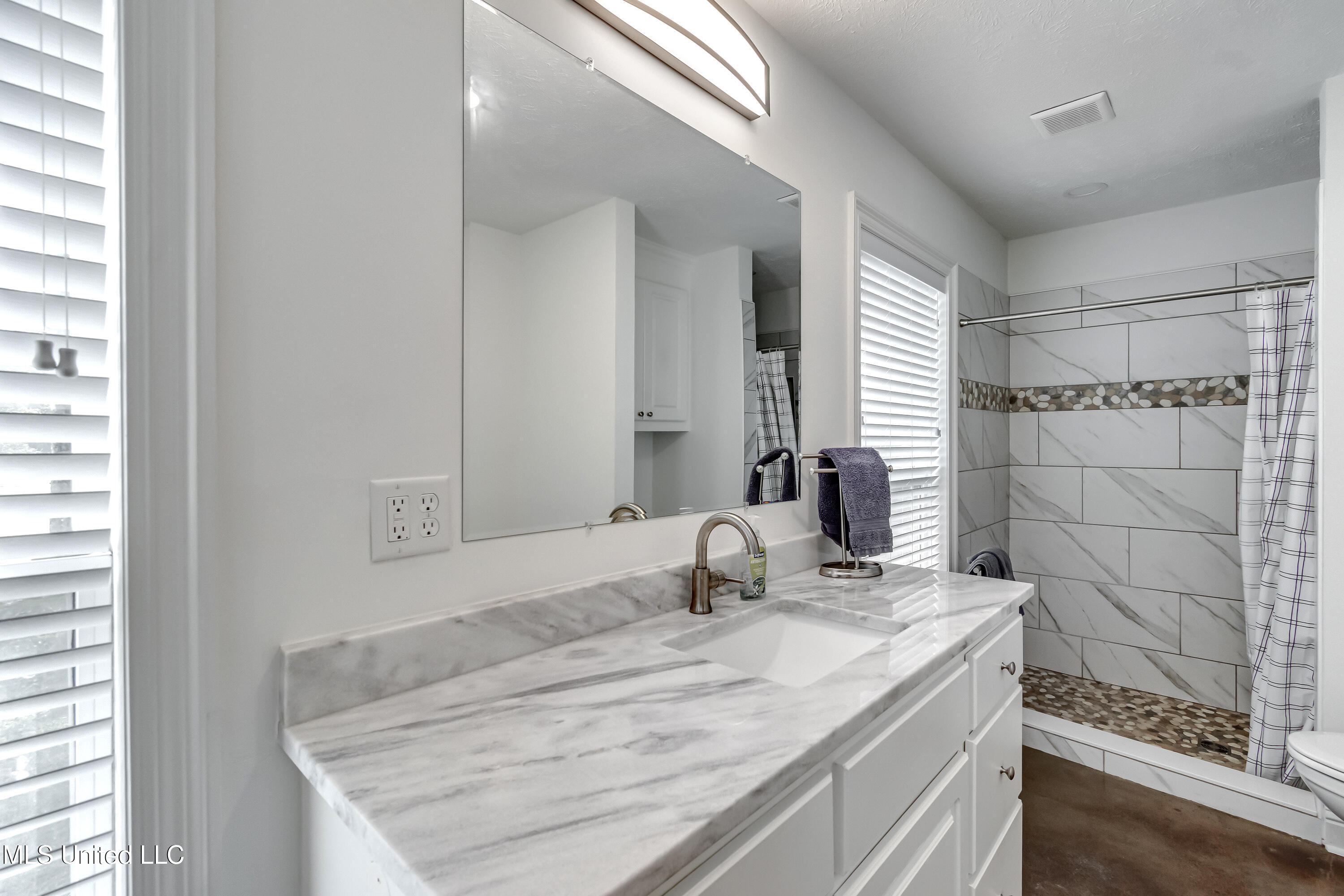 418 Barksdale Road Property Photo 42