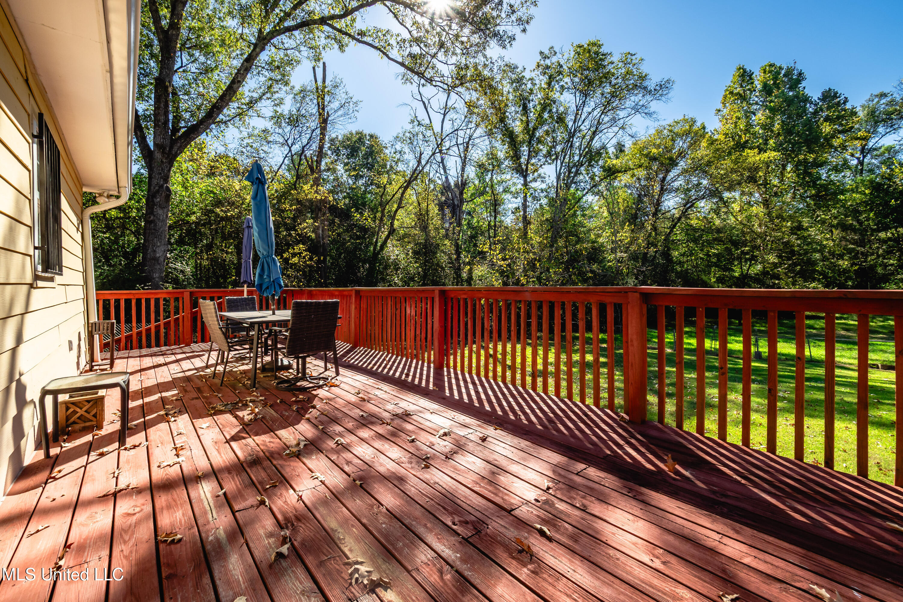 511 Mccluer Road Property Photo 5