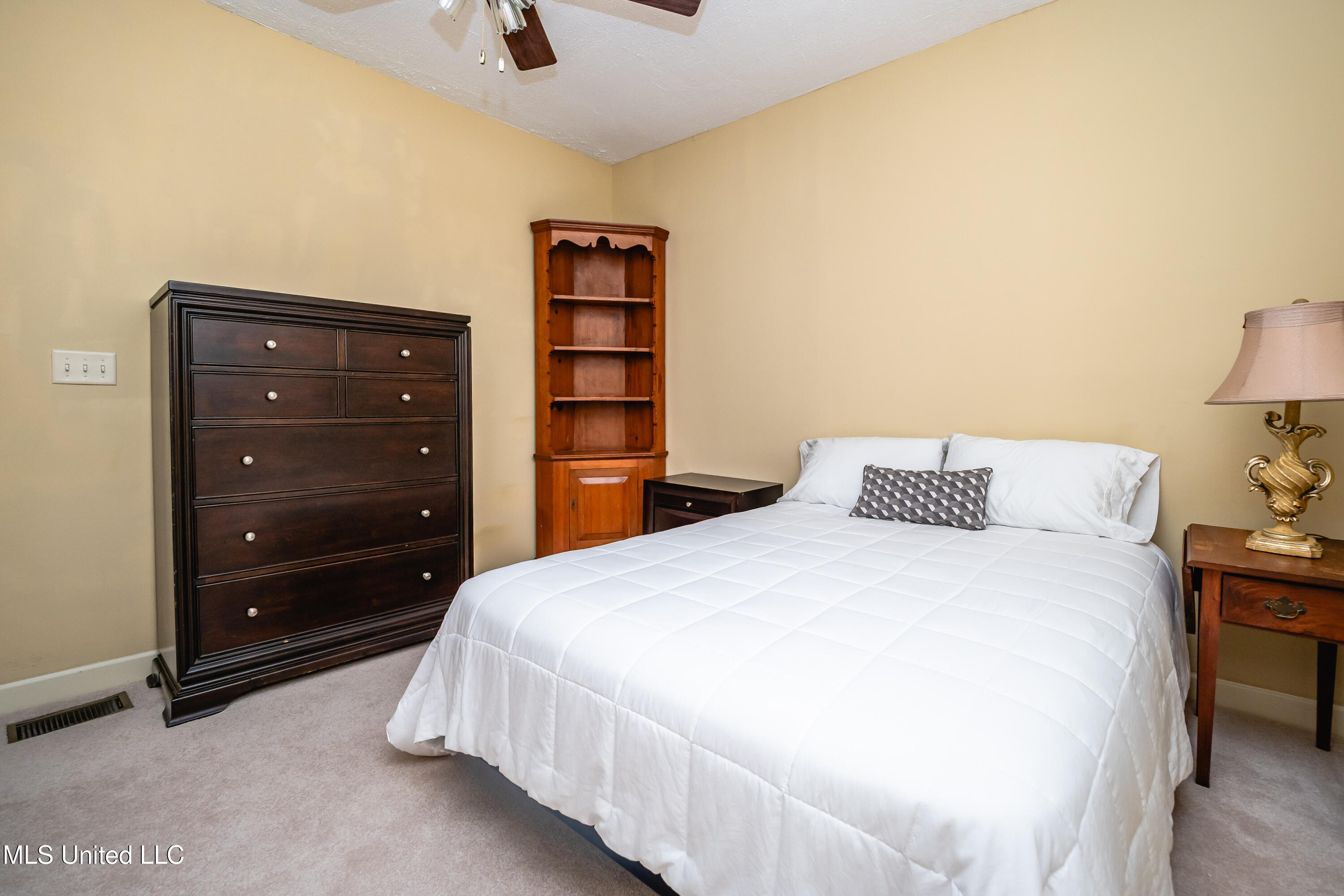 511 Mccluer Road Property Photo 9