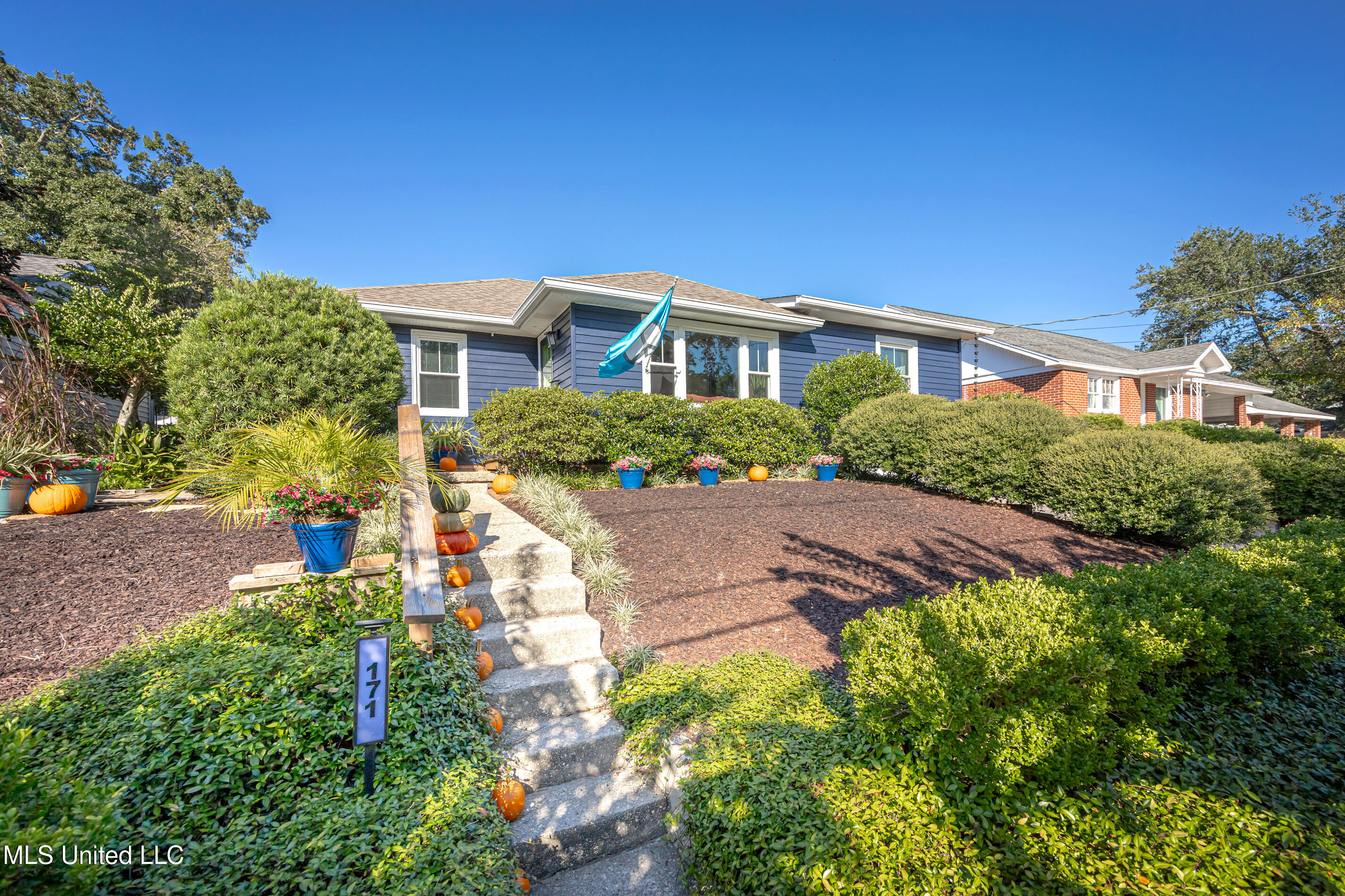 171 Miramar Avenue Property Photo 12