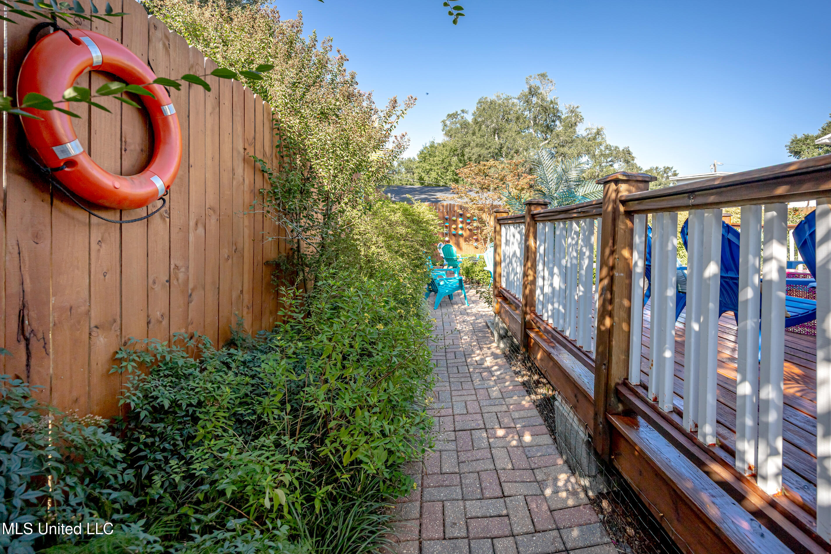 171 Miramar Avenue Property Photo 90