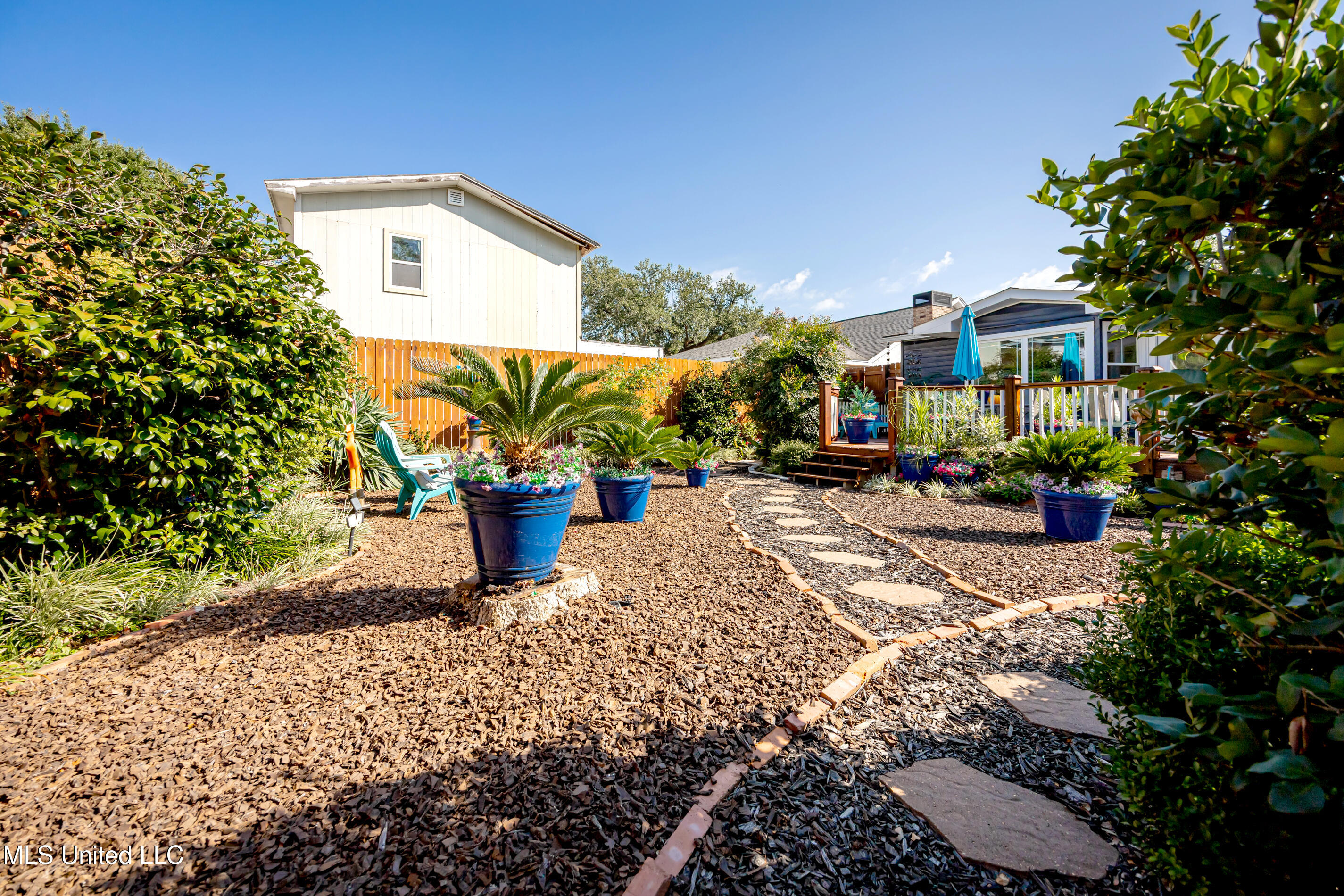 171 Miramar Avenue Property Photo 95