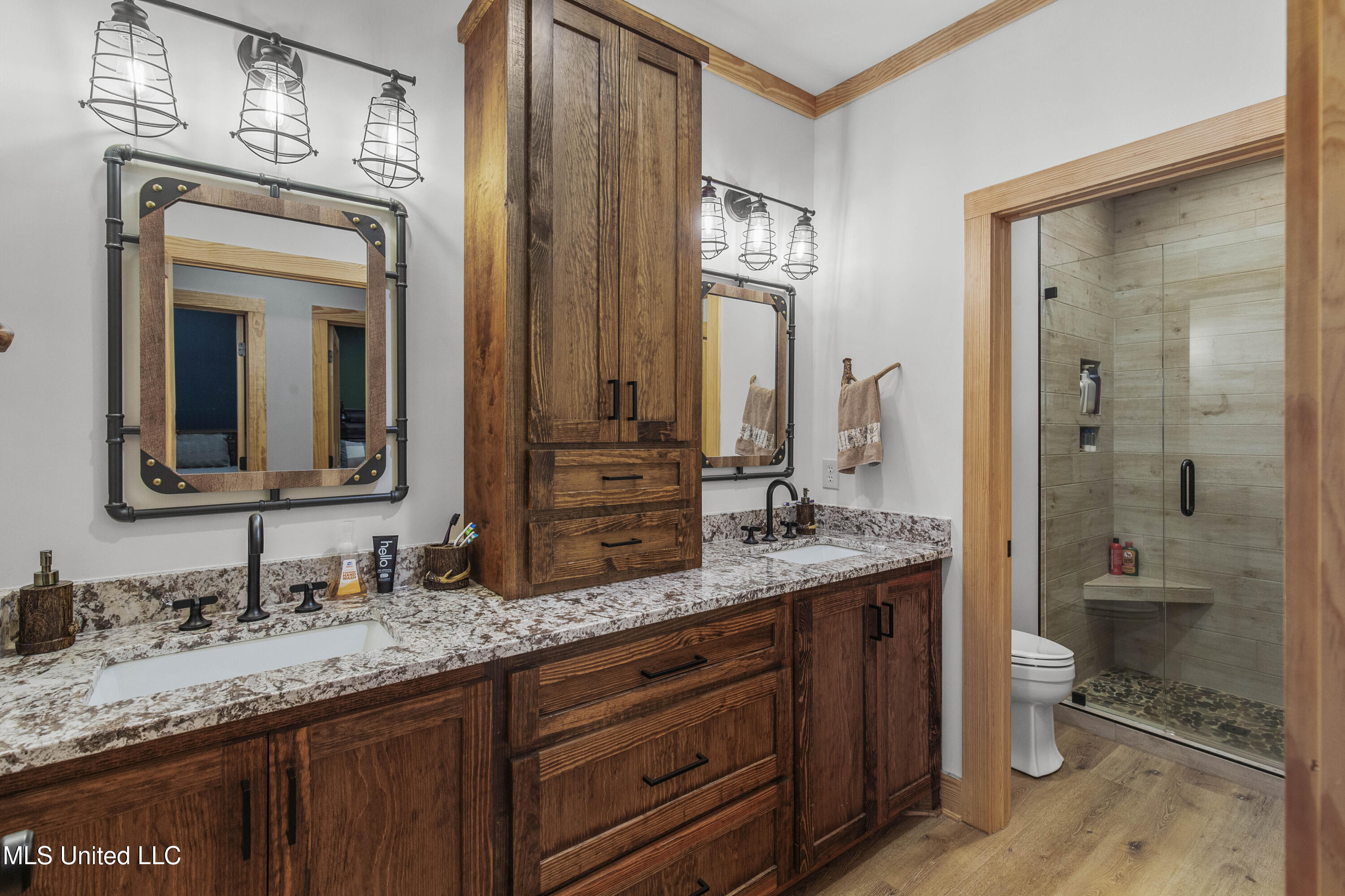 2233 Holloman Road Property Photo 13