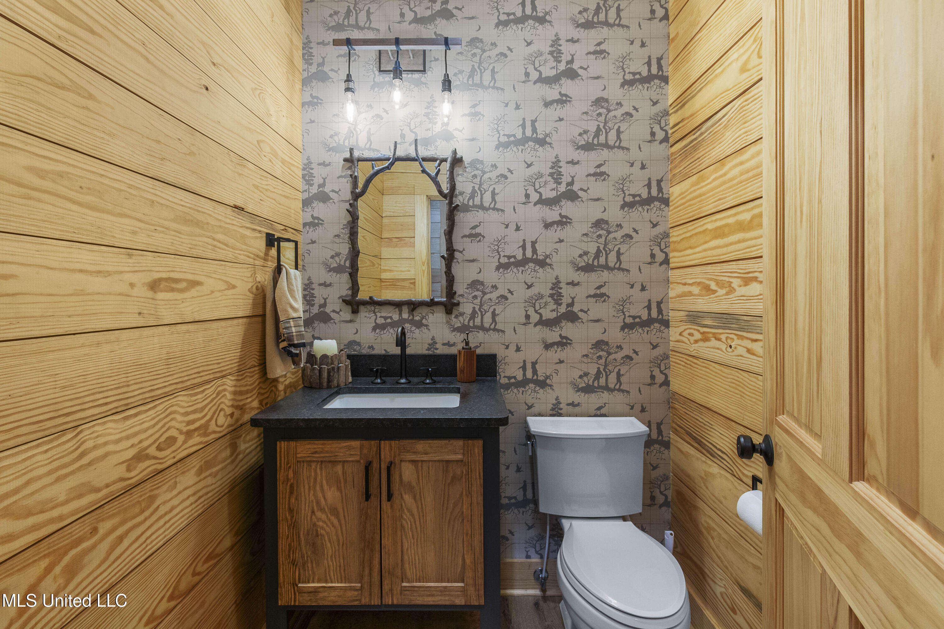 2233 Holloman Road Property Photo 17