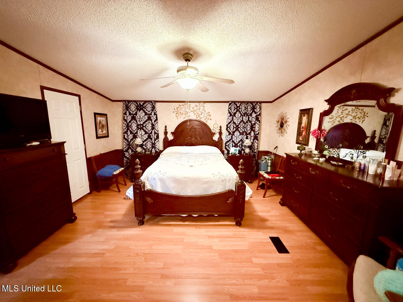235 Delta City Road Property Photo 33