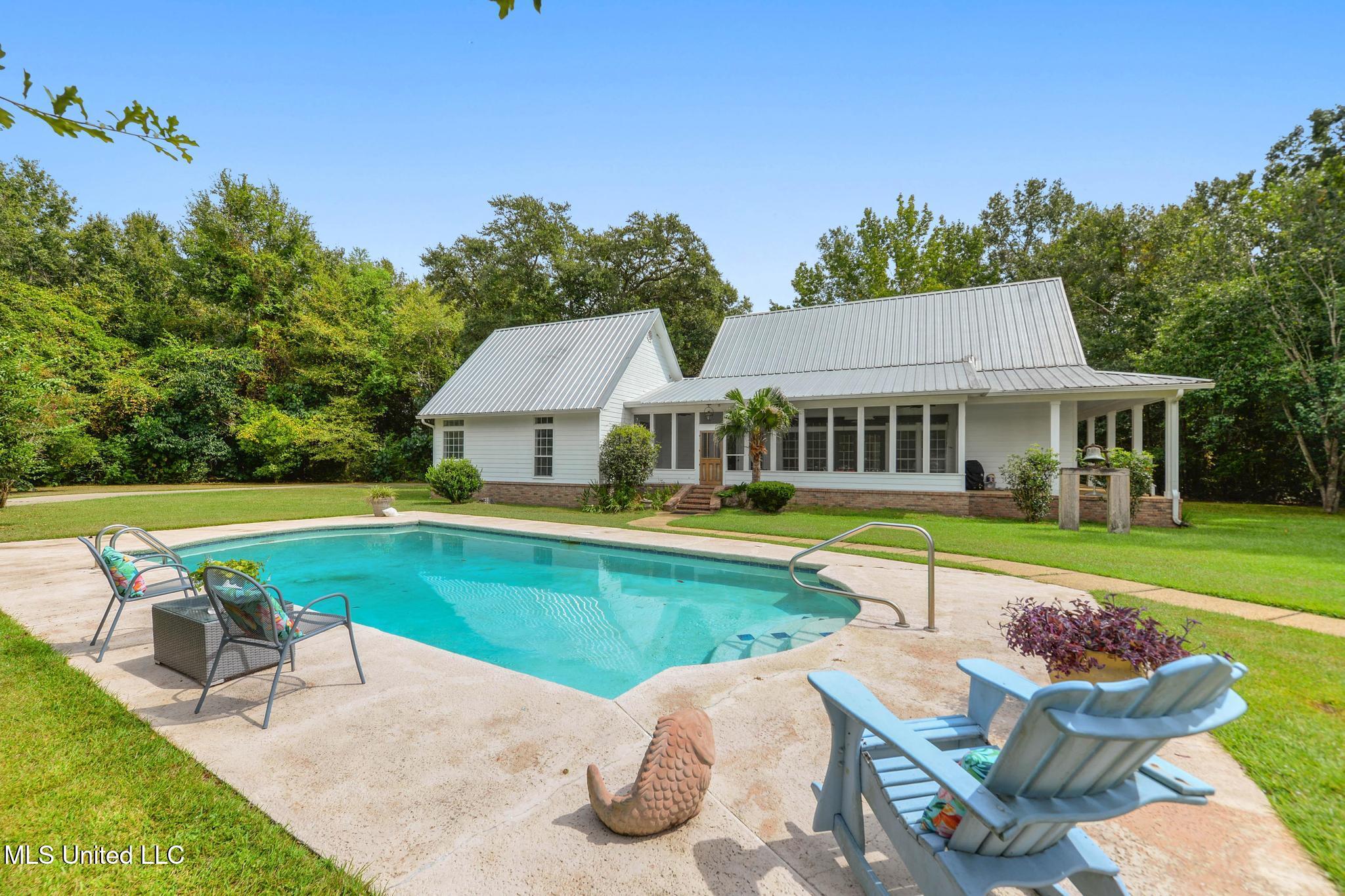 26240 Eddy Road Property Photo 31