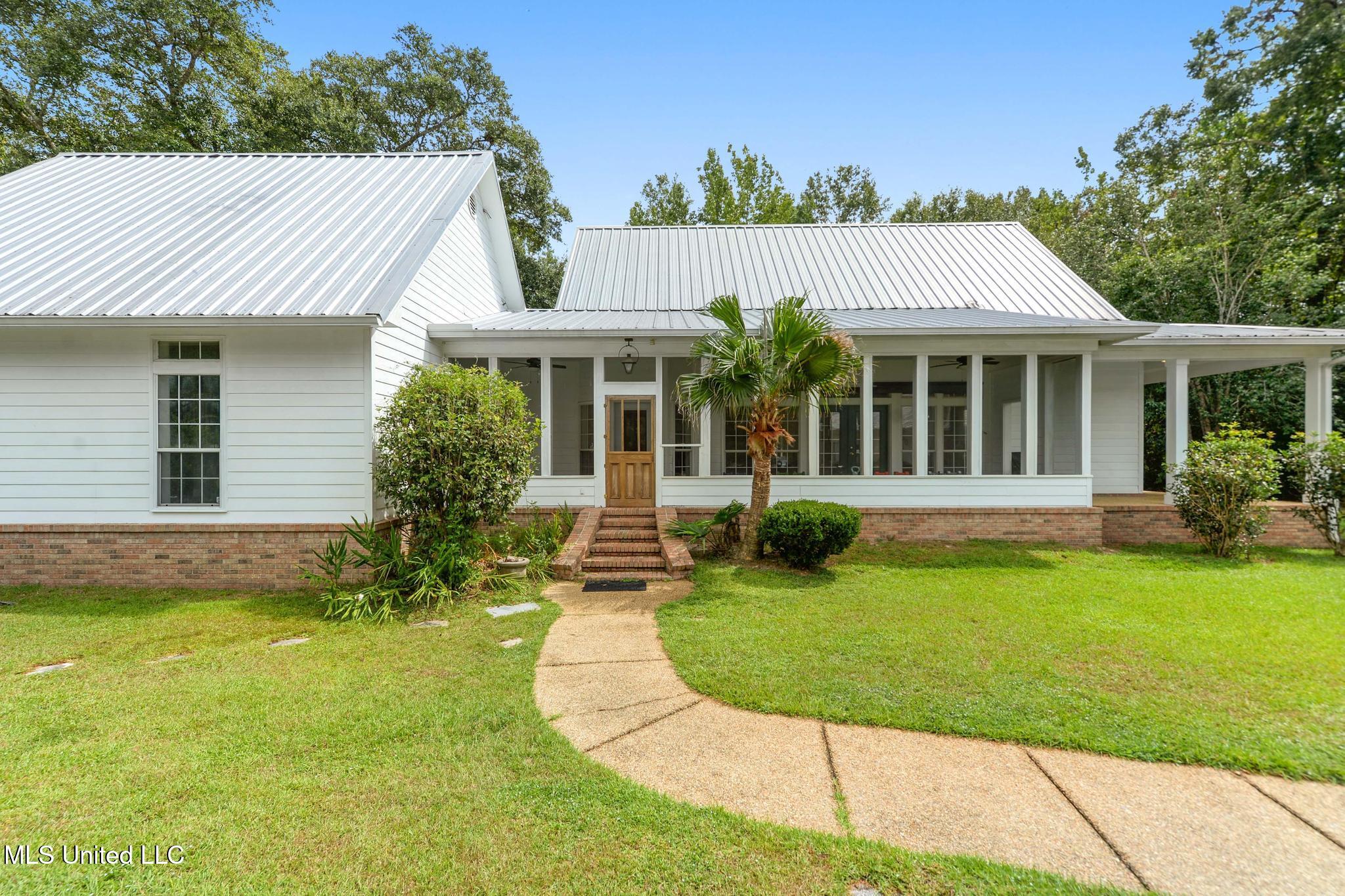 26240 Eddy Road Property Photo 33